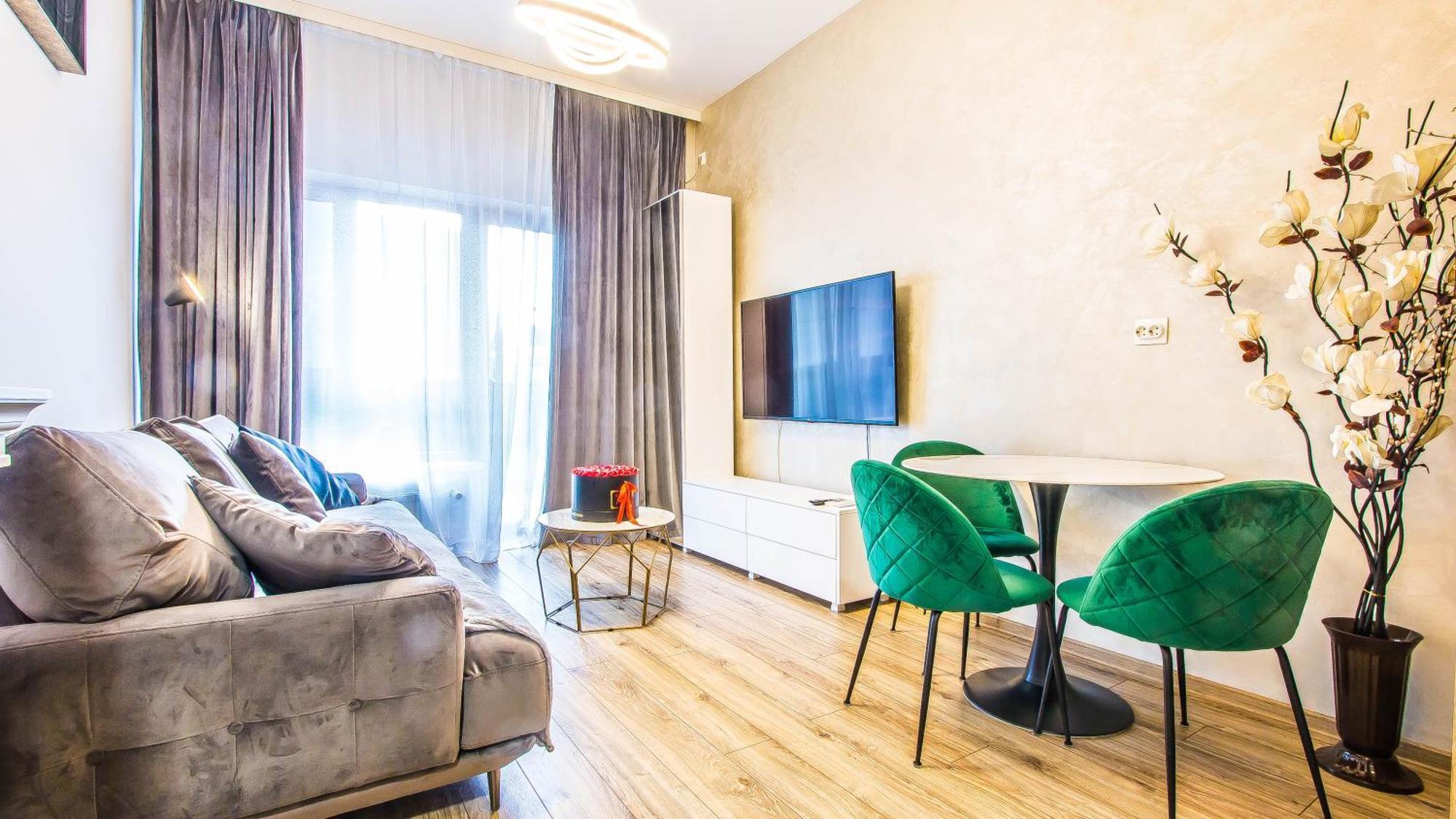 Luxury / Mihai Bravu Apartmens