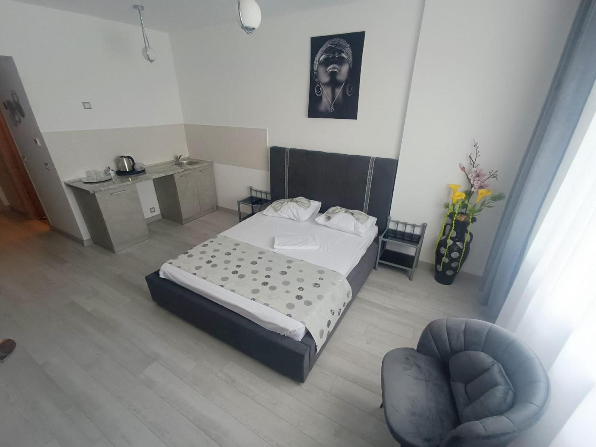 Eduard Elegance 2 *