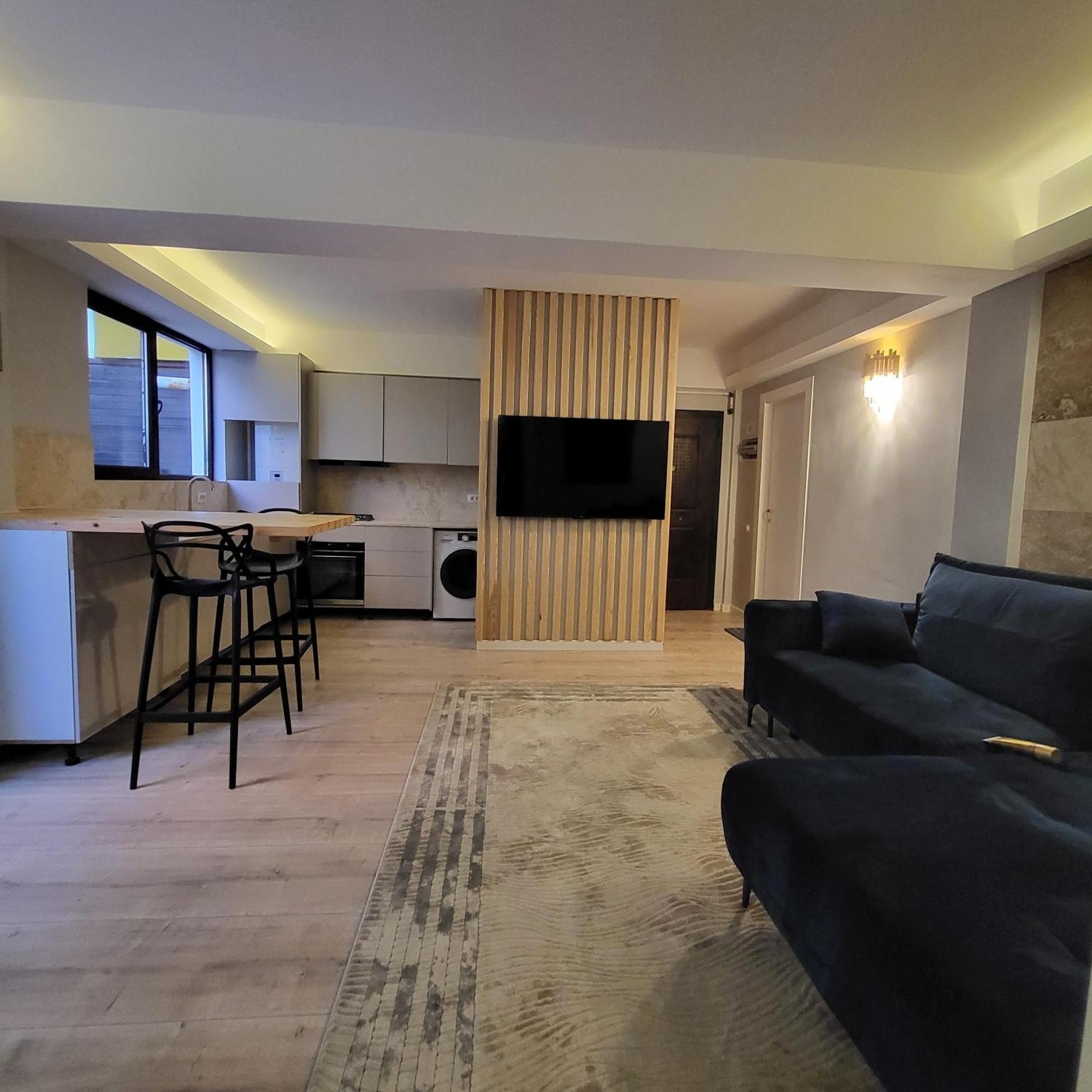 Apartamento Cu Terasa *