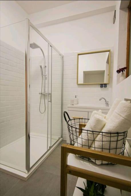 Square - Old Town Apartment
