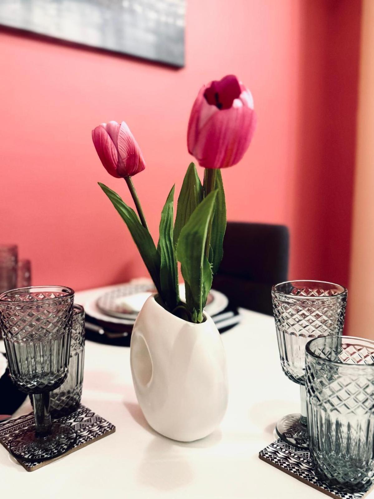 Apartment 2 Urban Retreat Unirii Near Center Bucharest