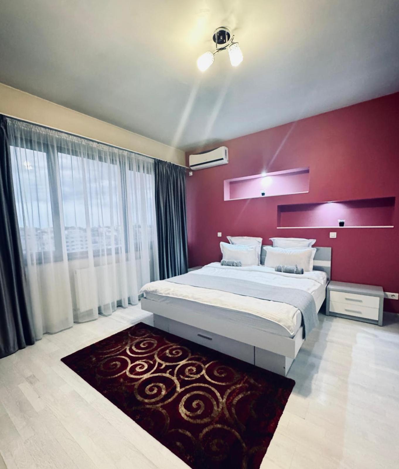 2 Urban Retreat Unirii Near Center Apartment