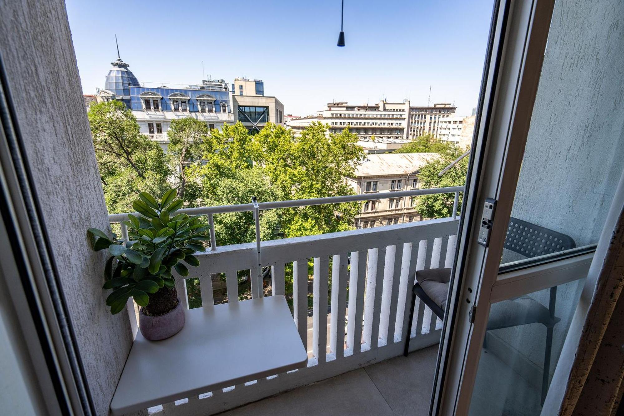Romana Vibe Elegance In The Heart Of The Apartment Bucharest