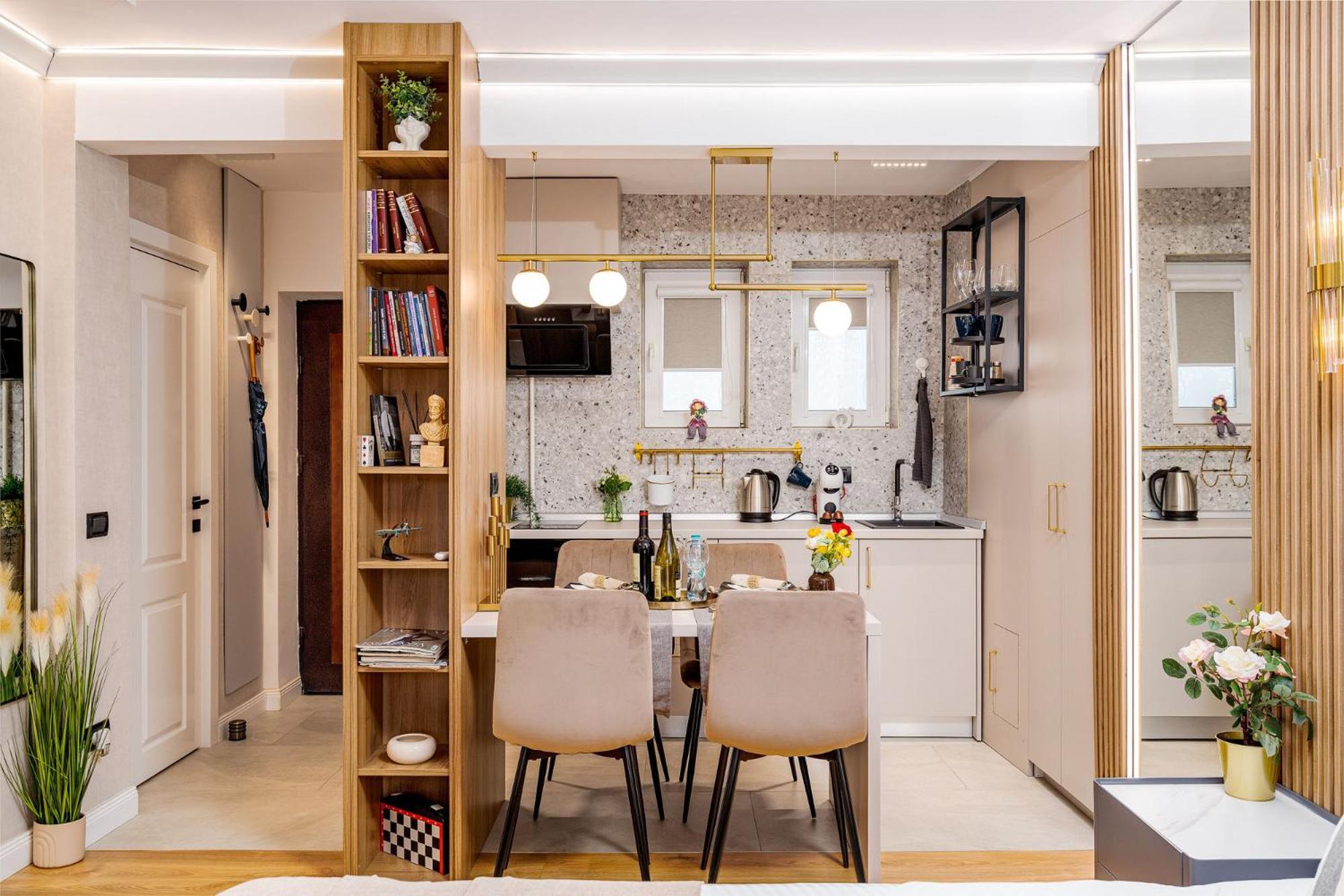Romana Vibe Elegance In The Heart Of The Apartment