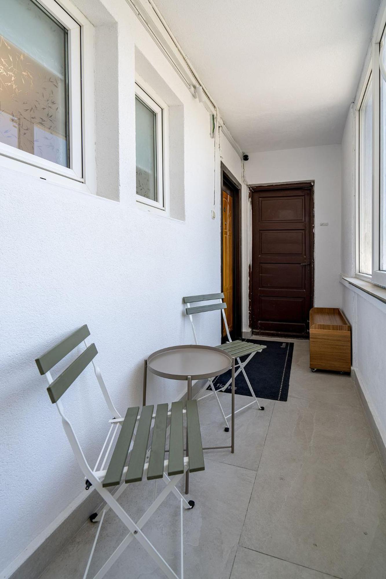 Romana Vibe Elegance In The Heart Of The * Bucharest