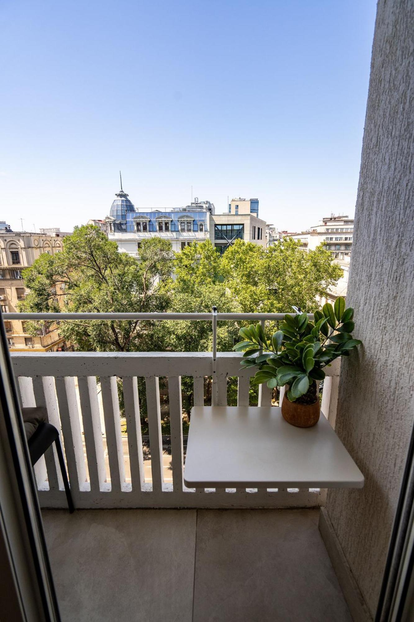 Romana Vibe Elegance In The Heart Of The * Bucharest
