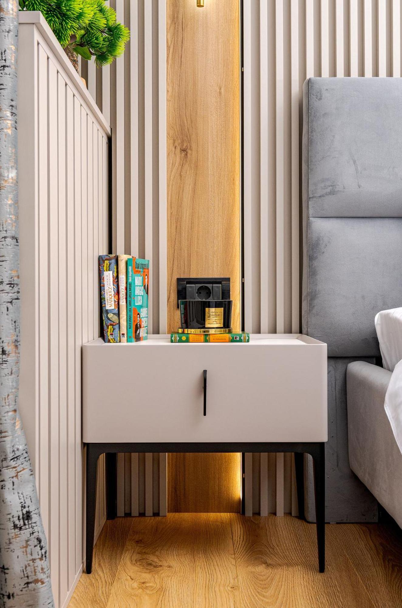 Romana Vibe Elegance In The Heart Of The *