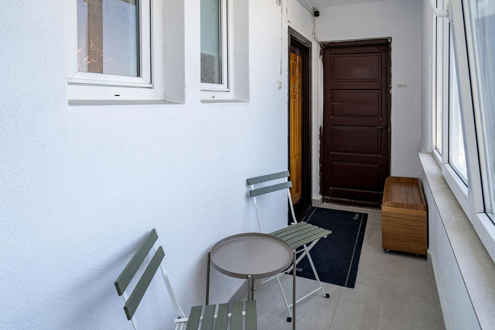 Romana Vibe Elegance In The Heart Of The *