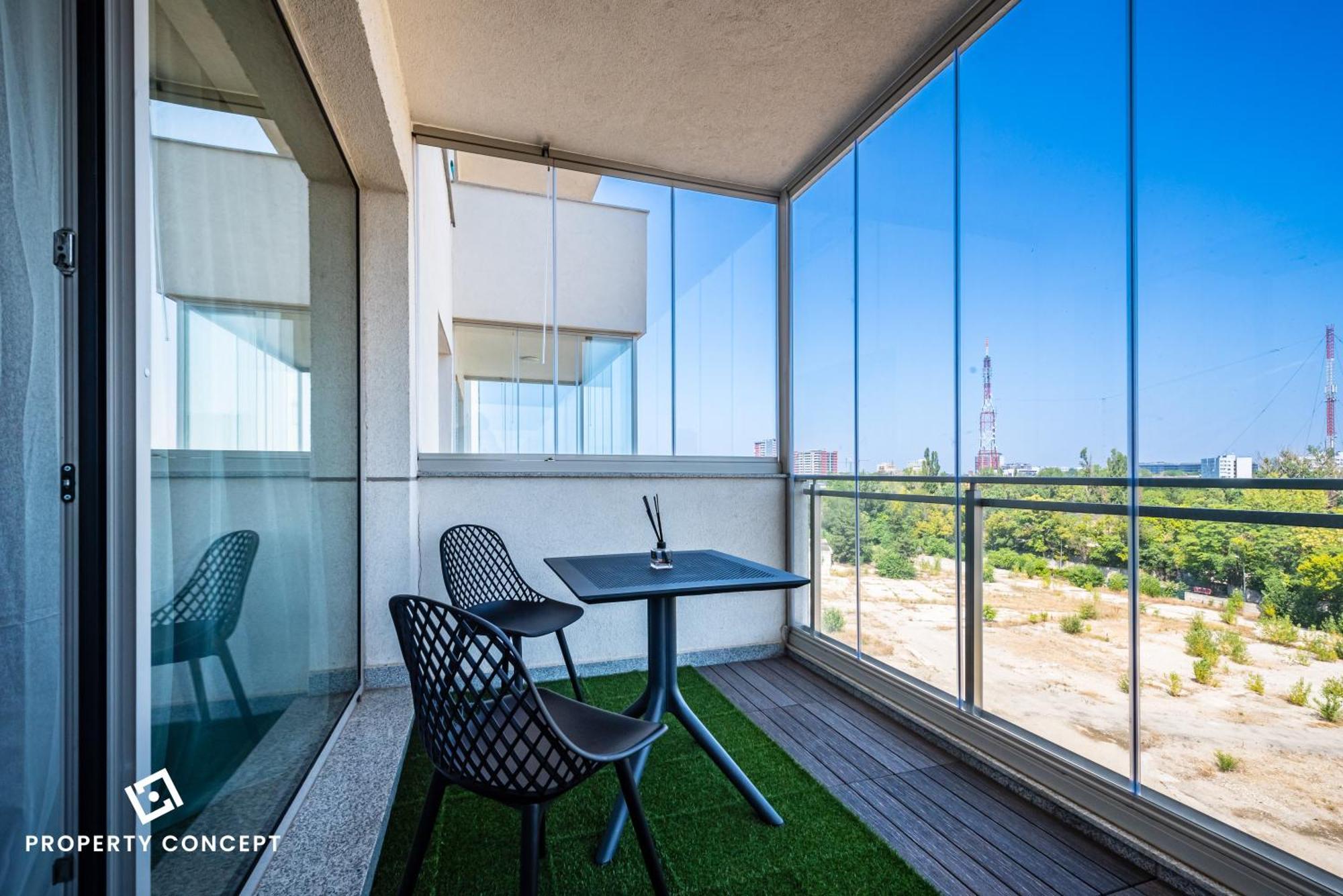 Luxury With Terrace And View Apartment Bucharest