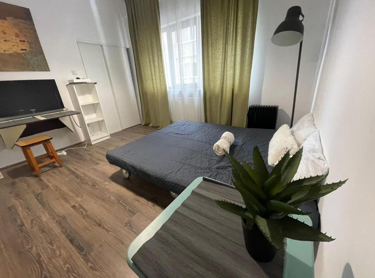 Conta Apartment