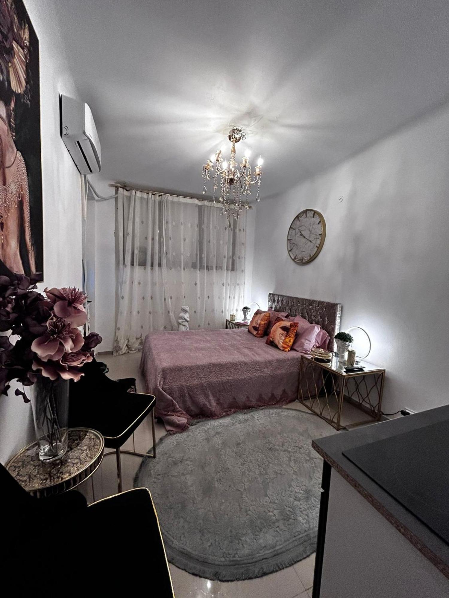 Micul Ateneu Apartment *