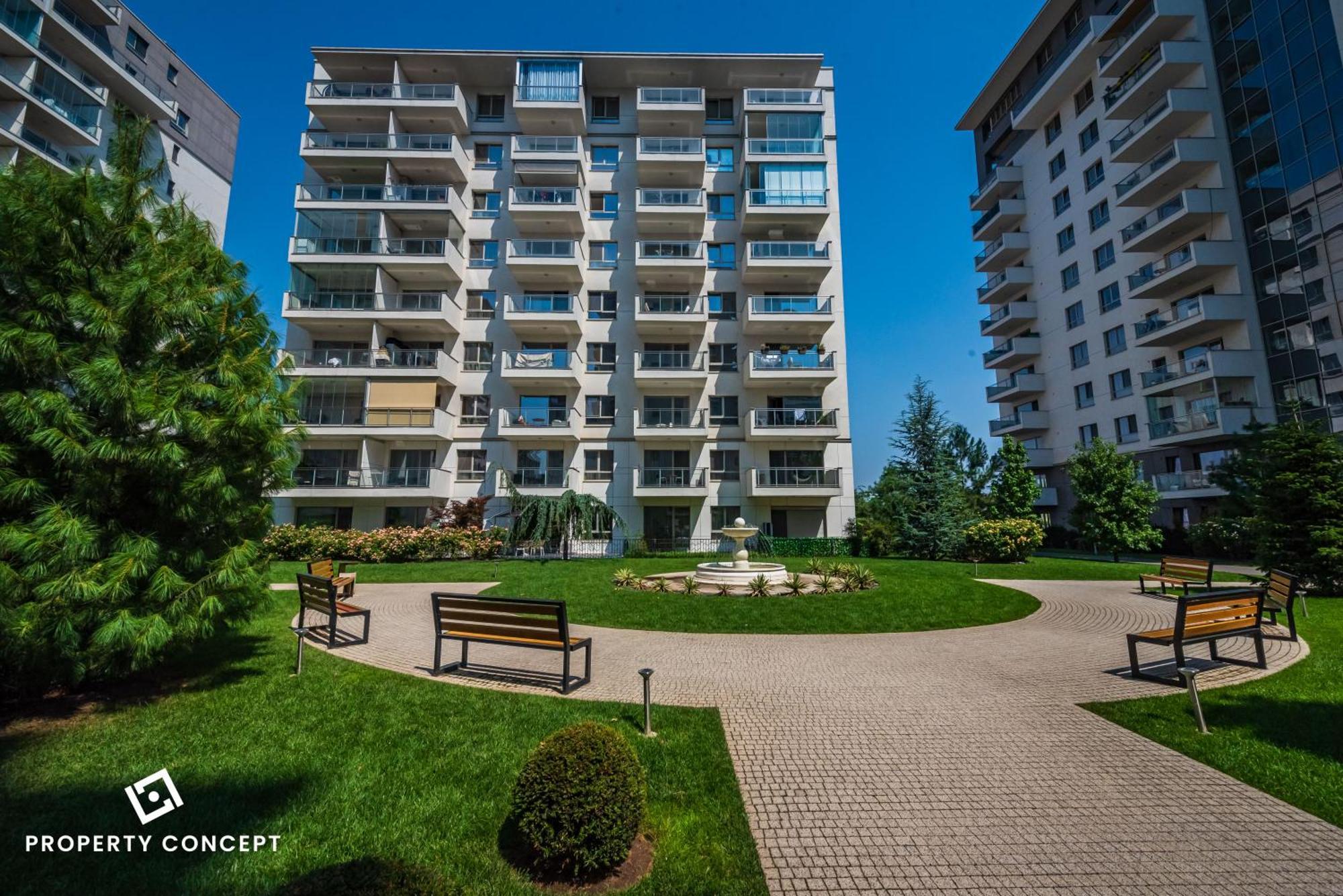 Luxury With Terrace And View Apartment *