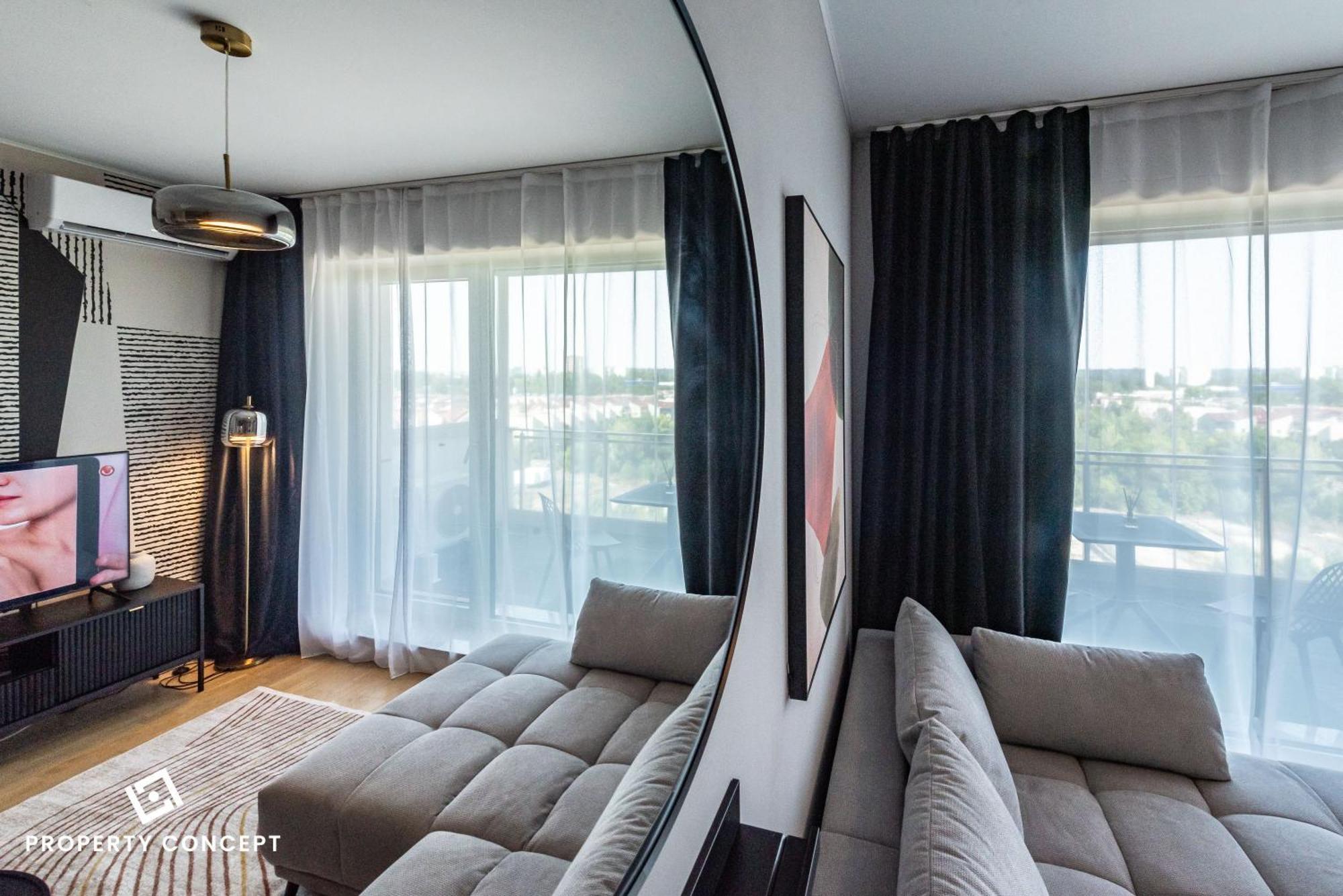 Luxury With Terrace And View Apartment Bucharest