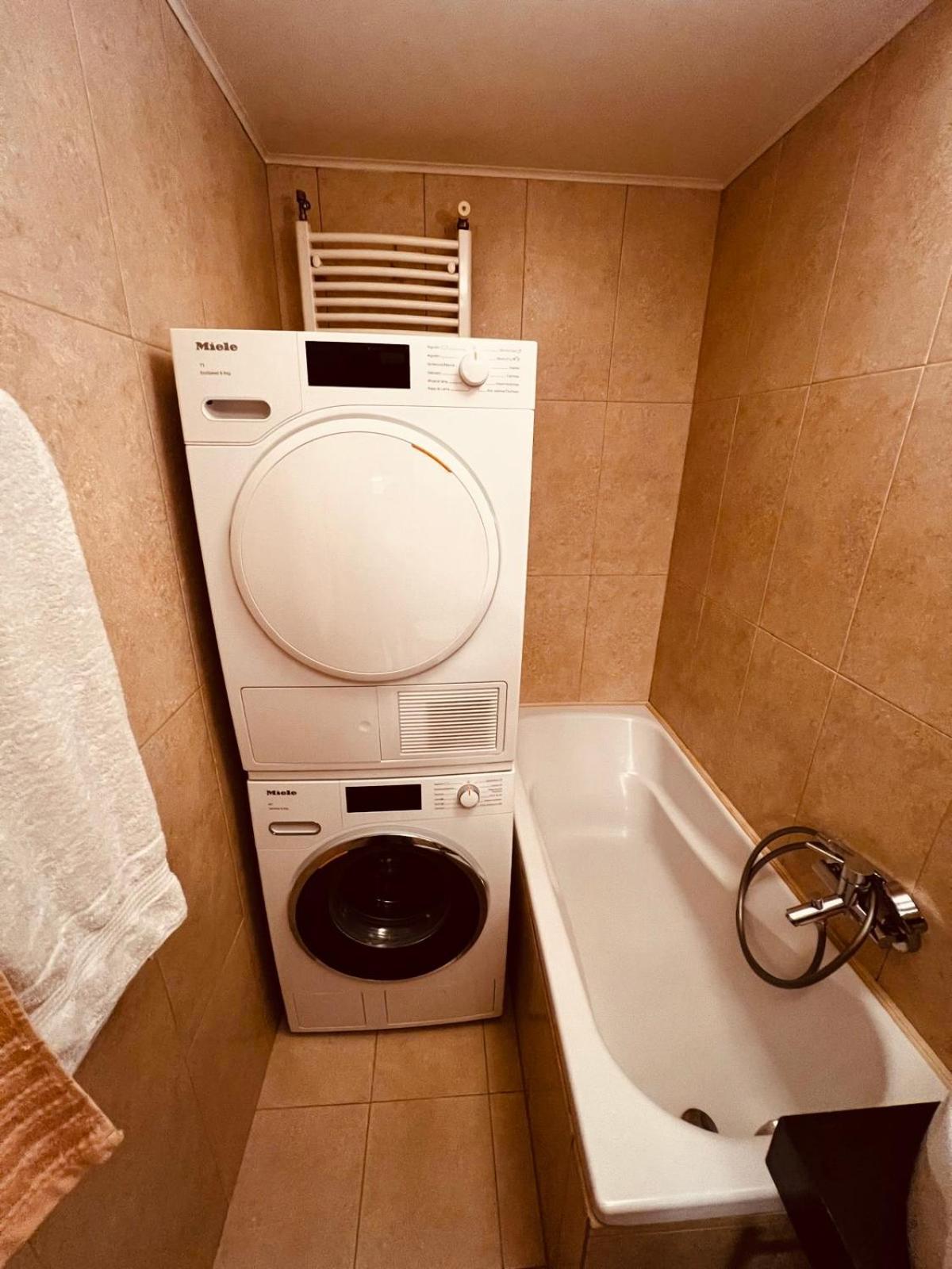 Flavia Bucureşti