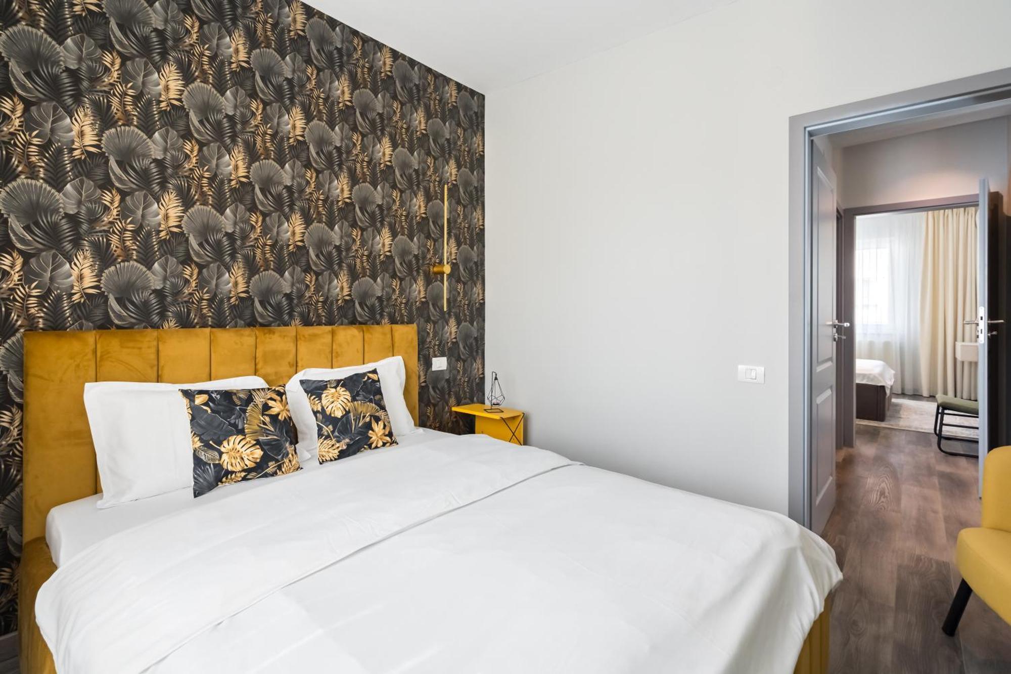 Apartment Breeze Gateway Center *