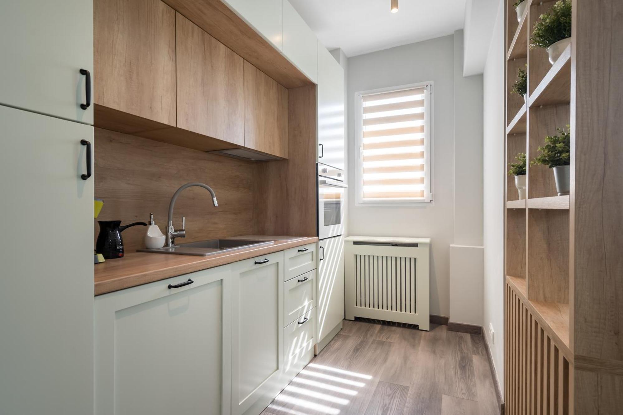 Breeze Gateway Center Apartment *