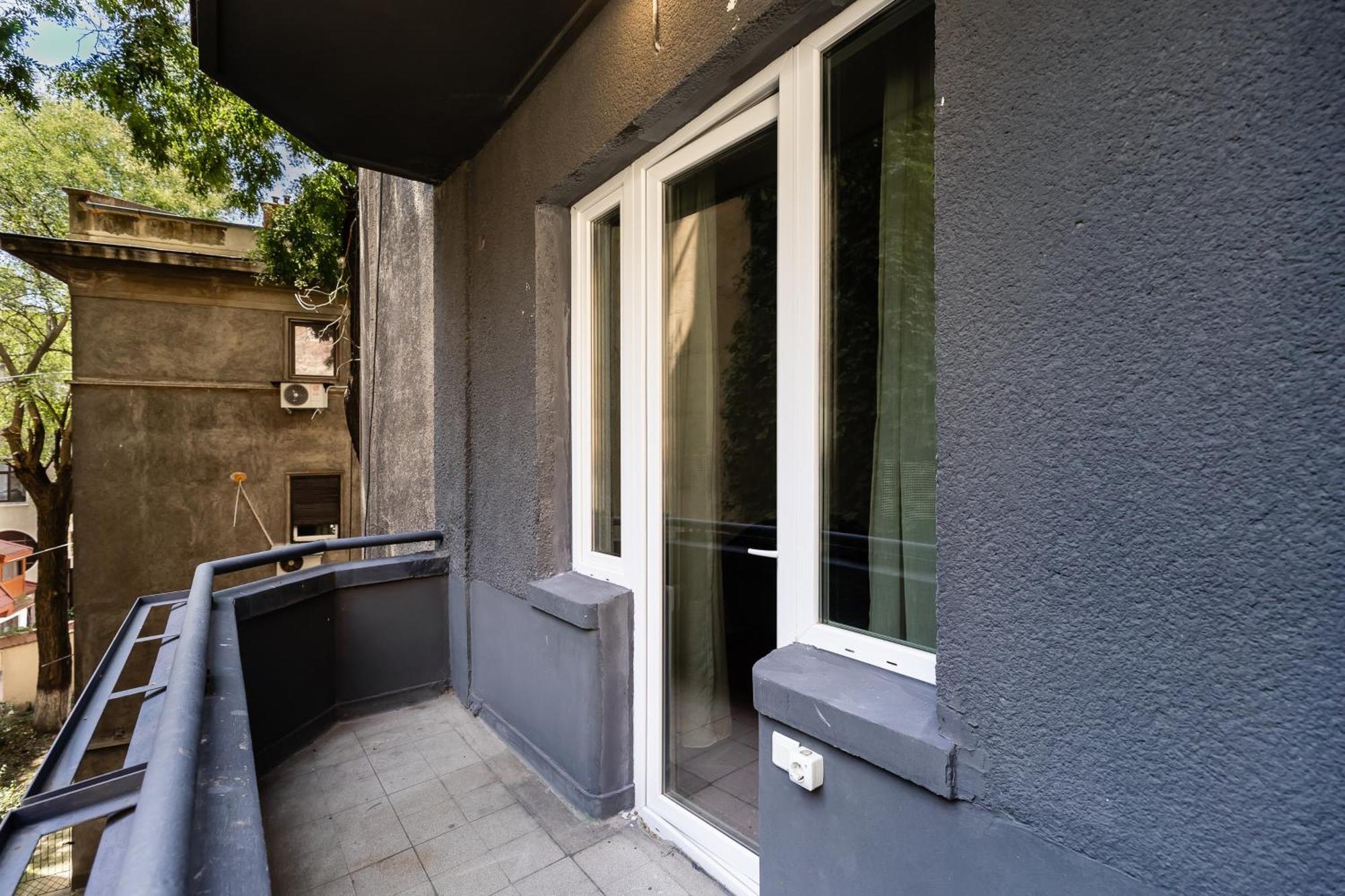 Central In Piata Romana Apartment *