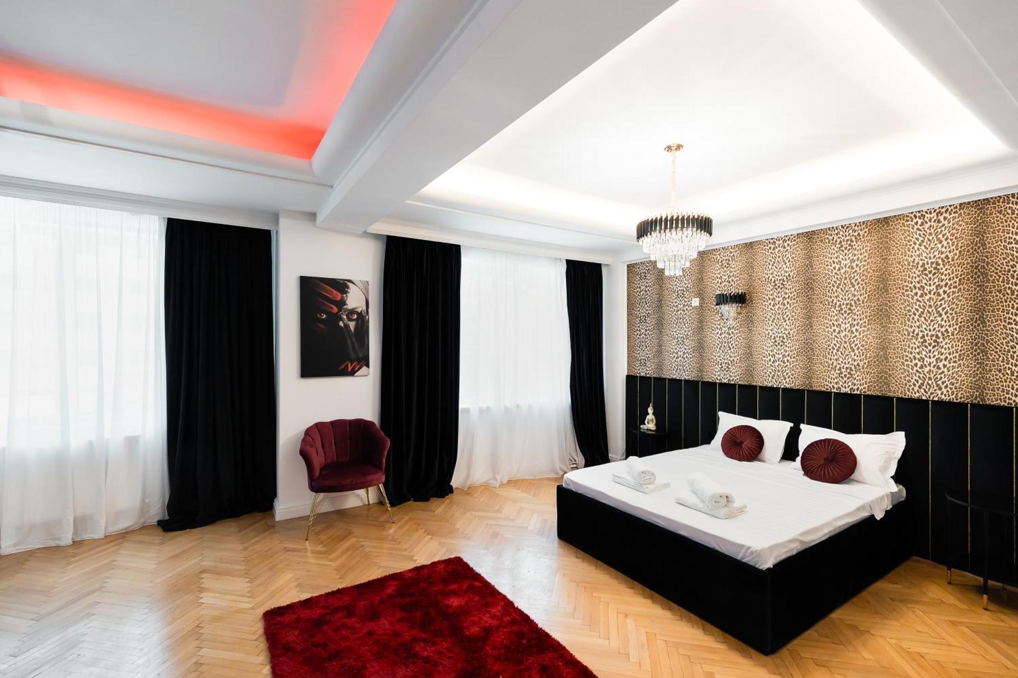Central In Piata Romana Apartment *