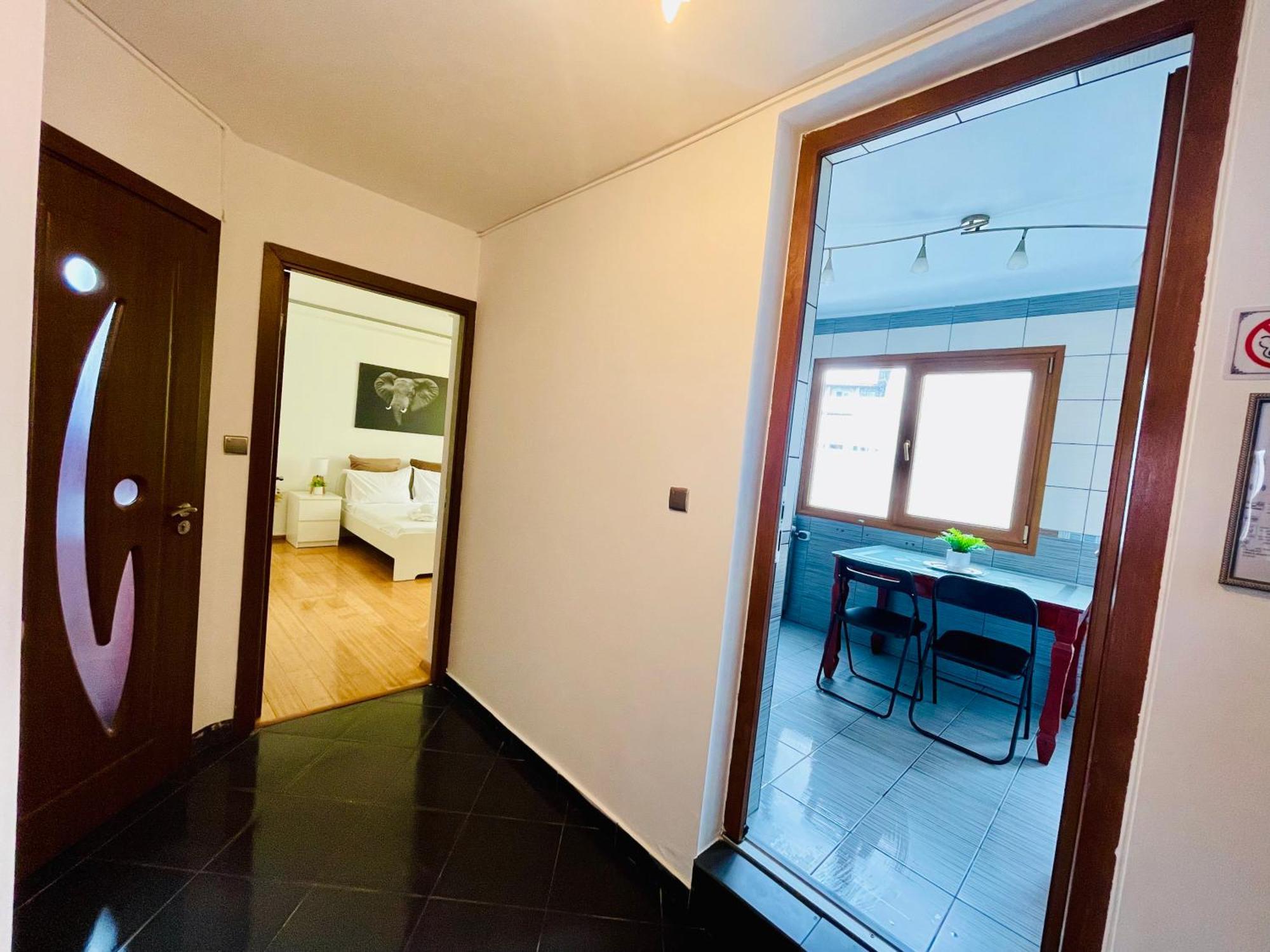 Apartament Old Town Ateneu Bucureşti