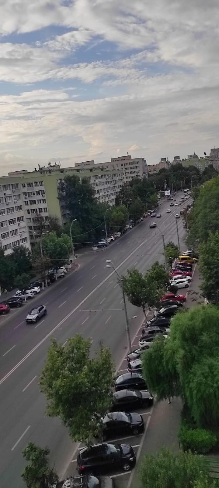 - Unirii - Timpuri Noi Apartment