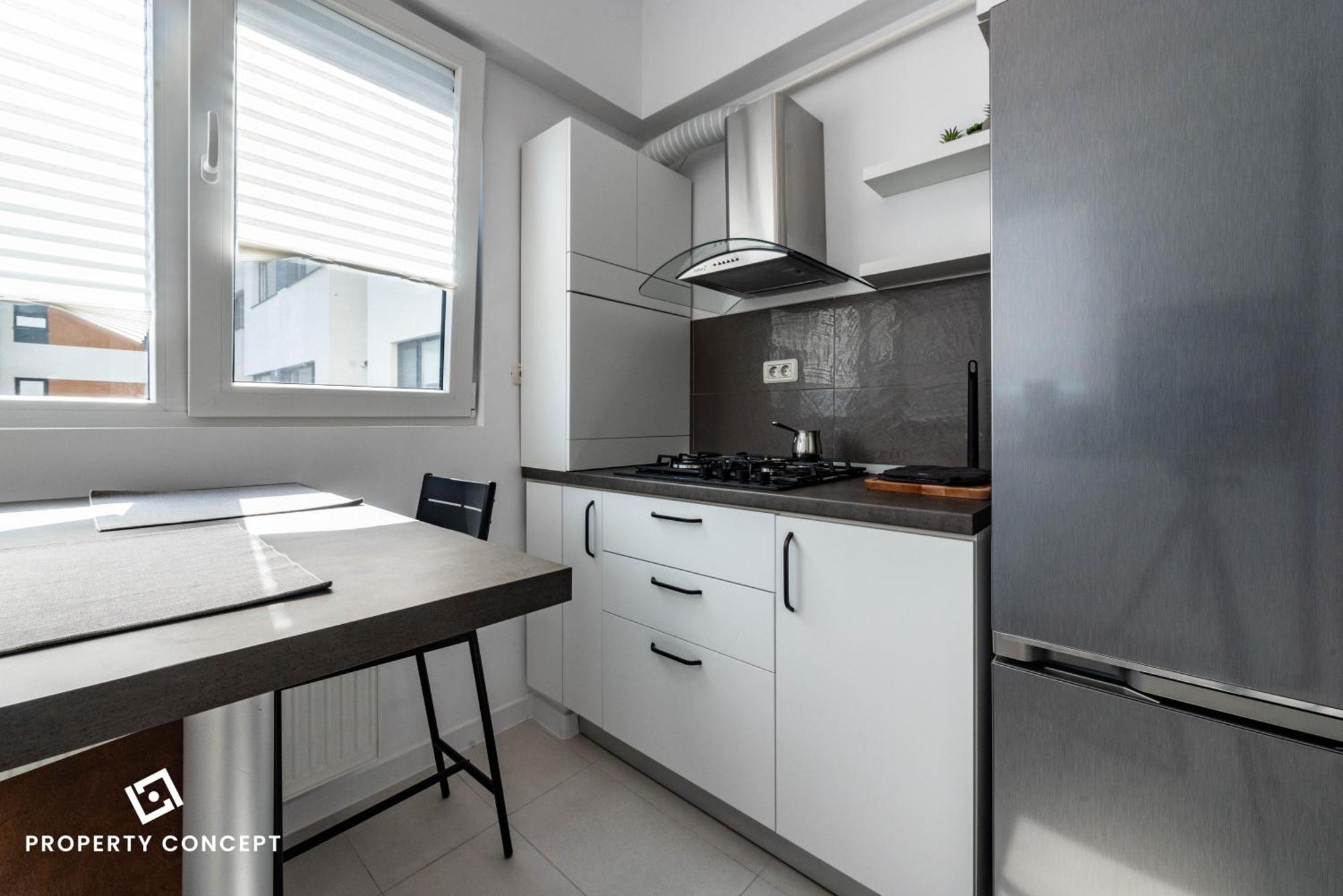 Apartament 827 *