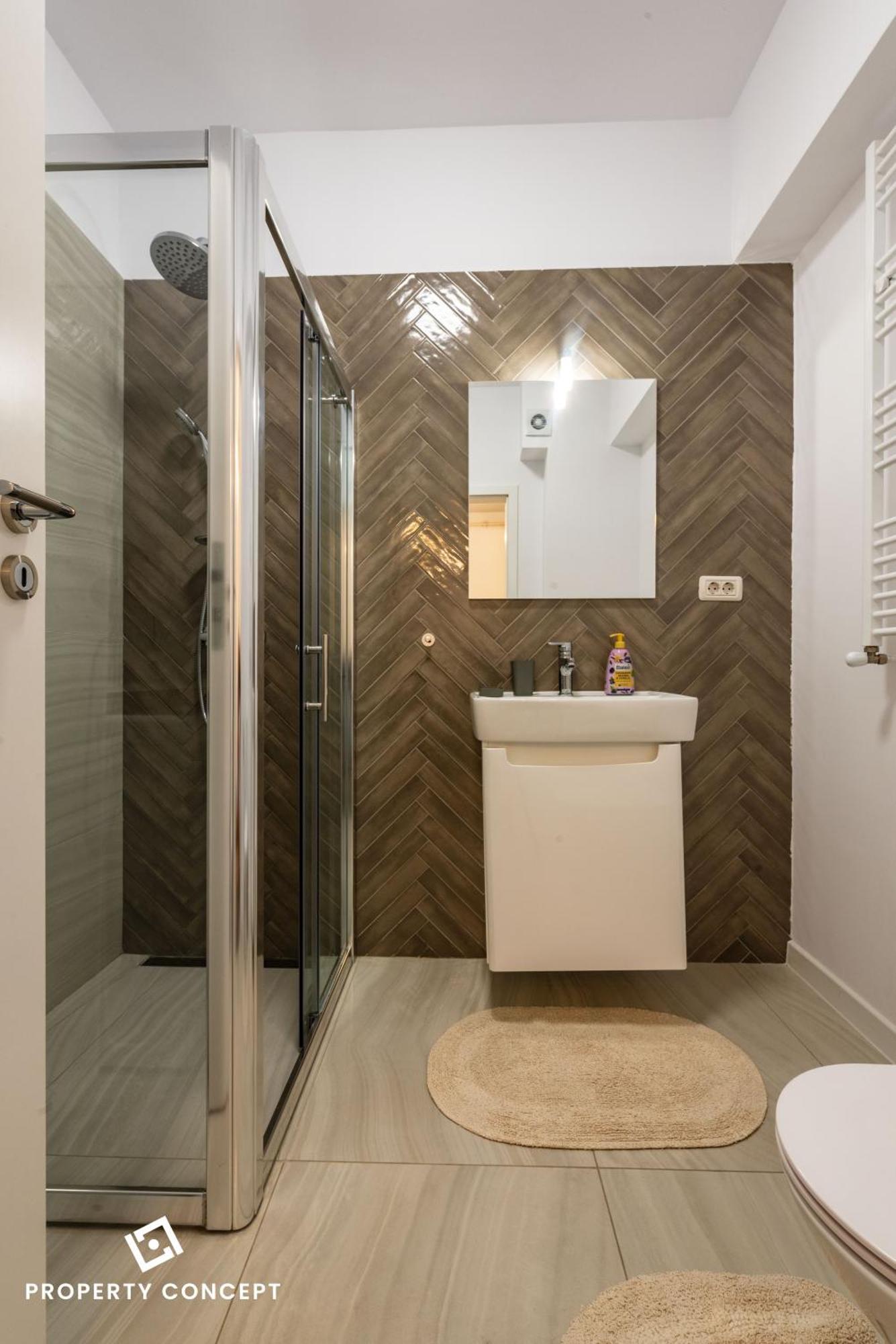 827 Apartament