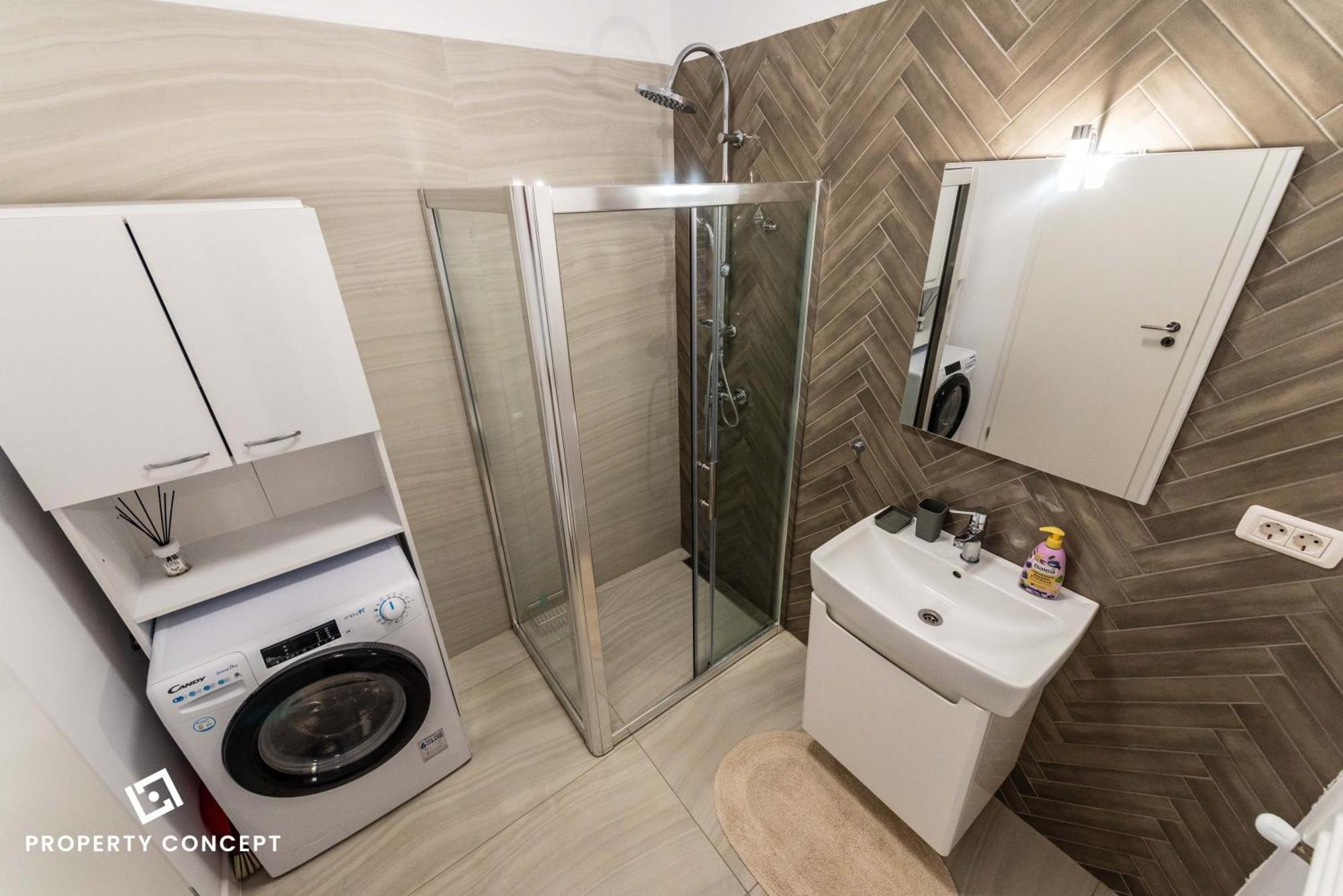 Apartament 827 Bucureşti