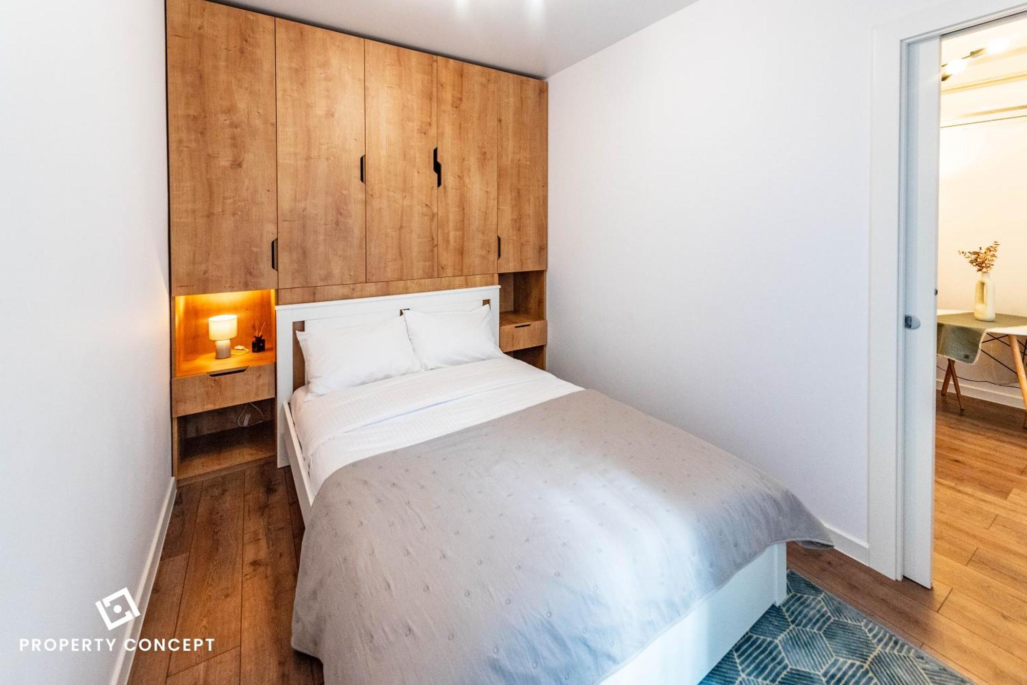 827 Apartament