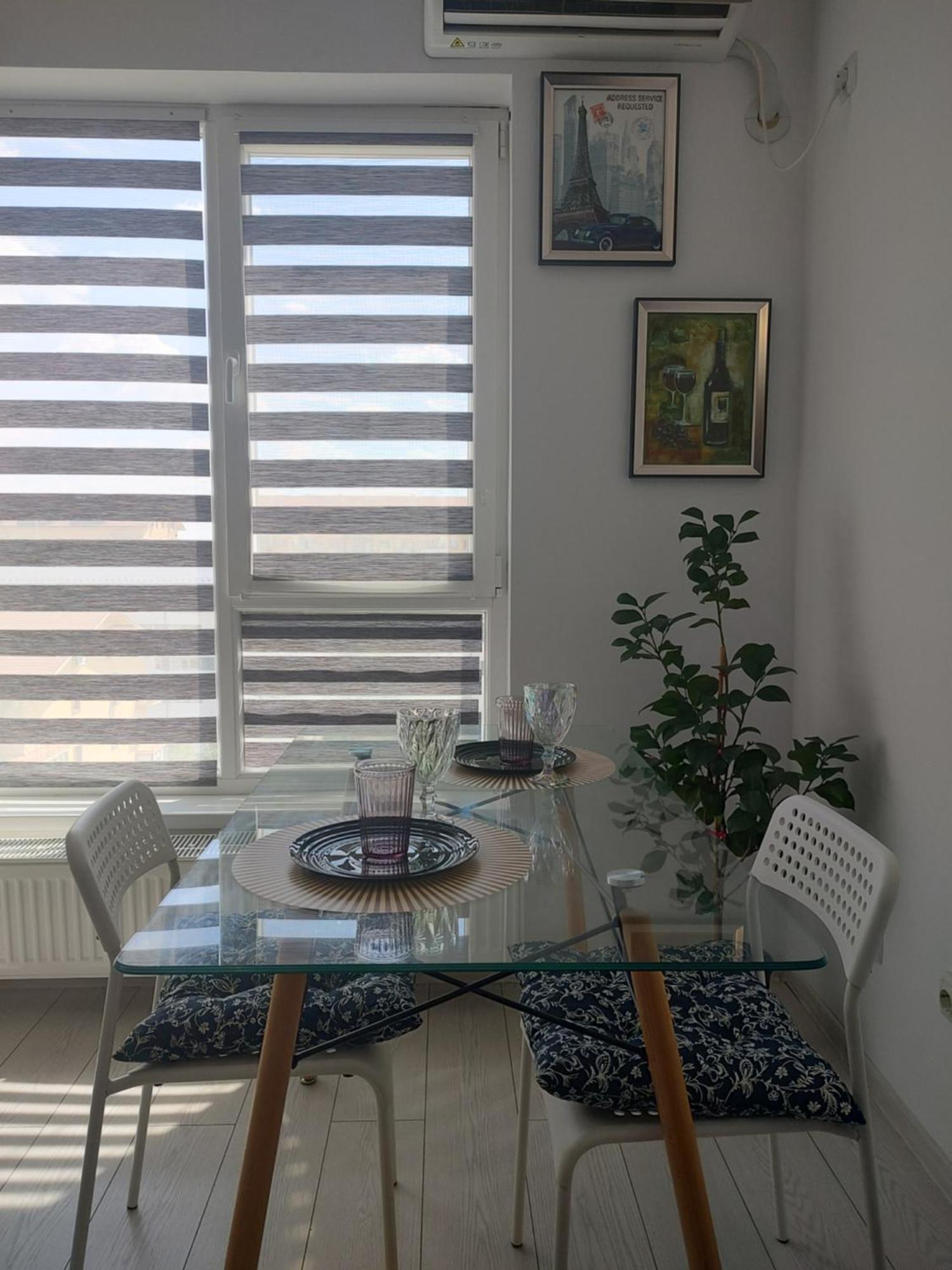 Luxury 2 Free Parking Air Conditioning Espresso Netflix Superb Modern Bright View Balcony Self Check In Militari Apartment