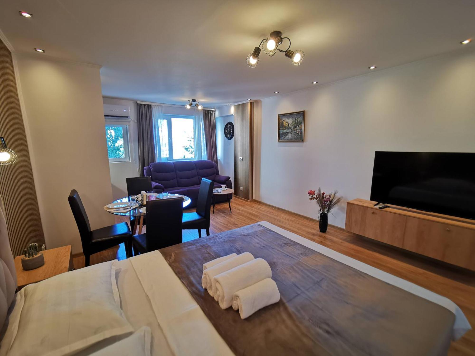 Apartment Aldira Sky Arena Nationala Bucharest
