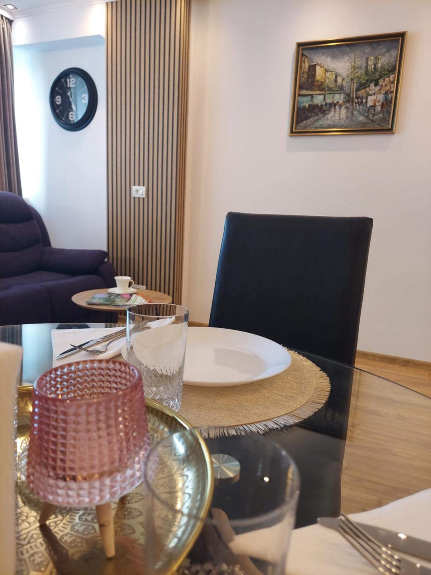 Apartment Aldira Sky Arena Nationala Bucharest