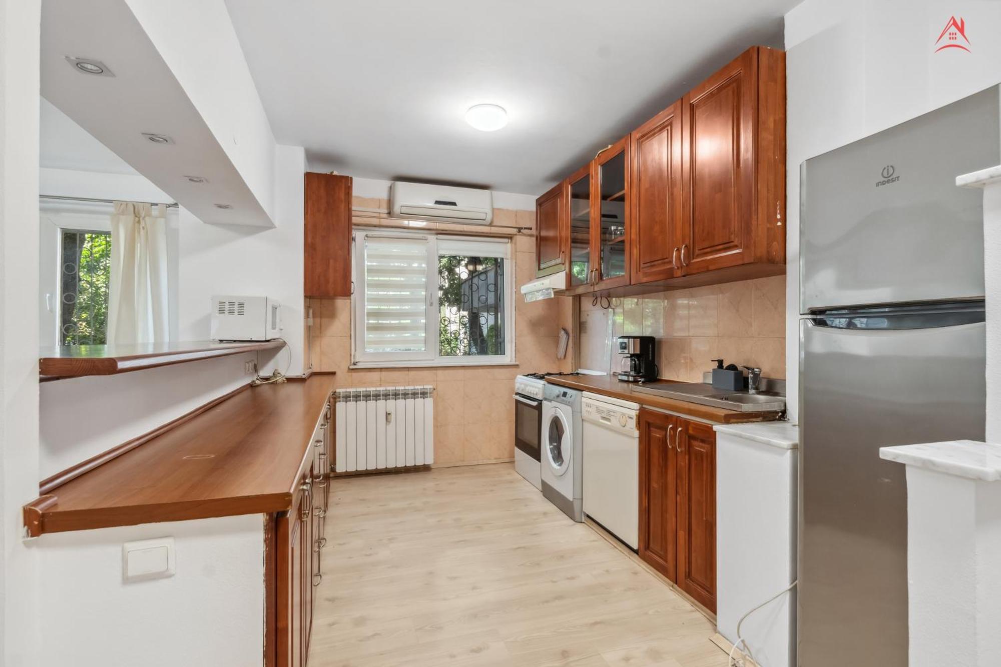 Apartament Apartament Camelia With Free Parking Bucureşti