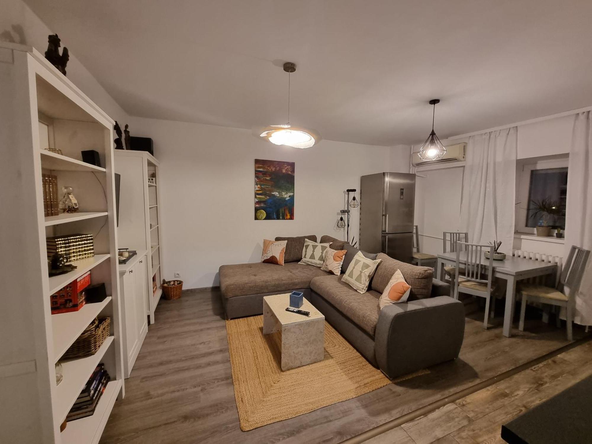 National Arena Retreat, 3 Bedroom Stylish, Cozy Flat Apartment Bucharest