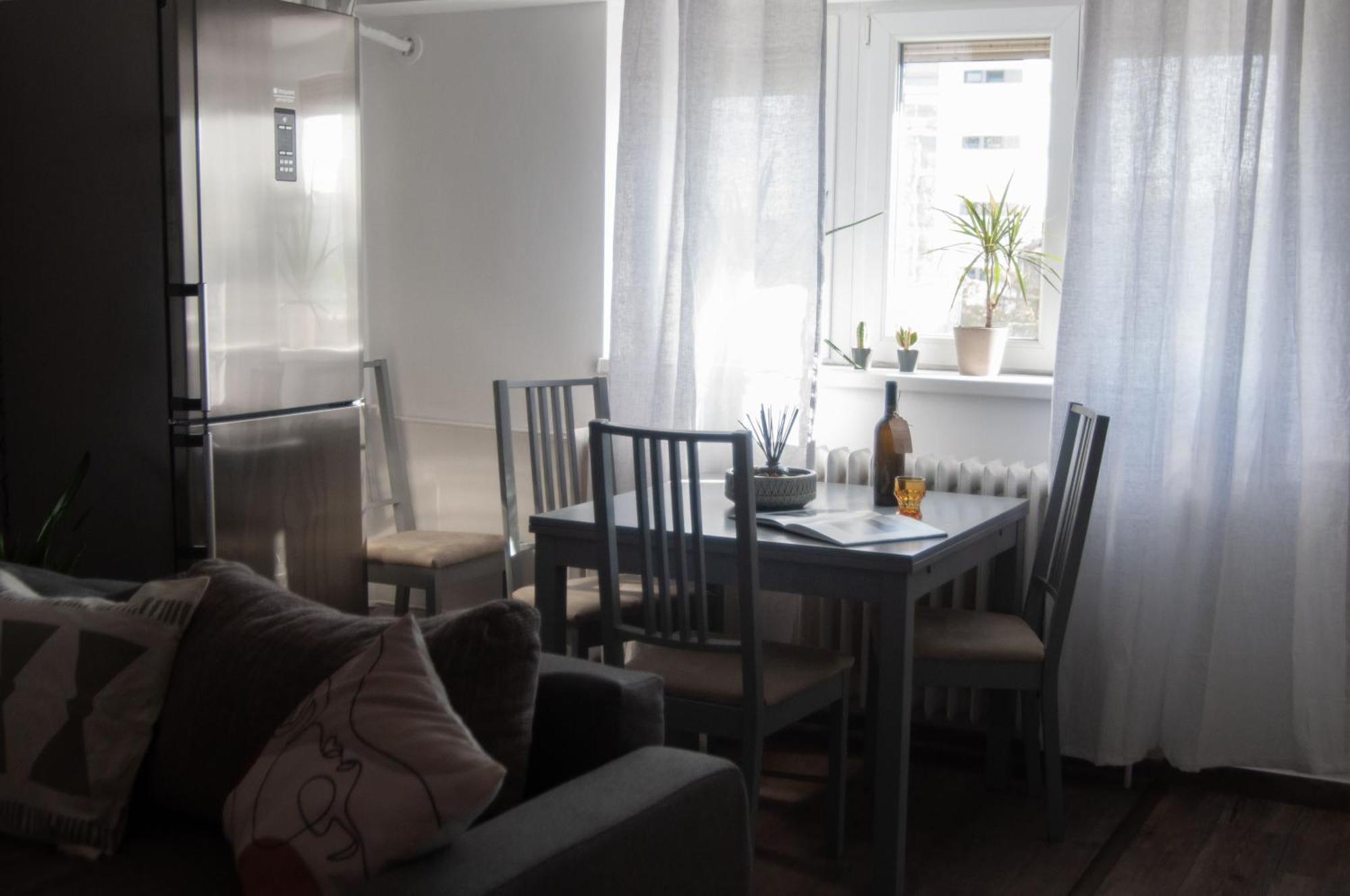 National Arena Retreat, 3 Bedroom Stylish, Cozy Flat