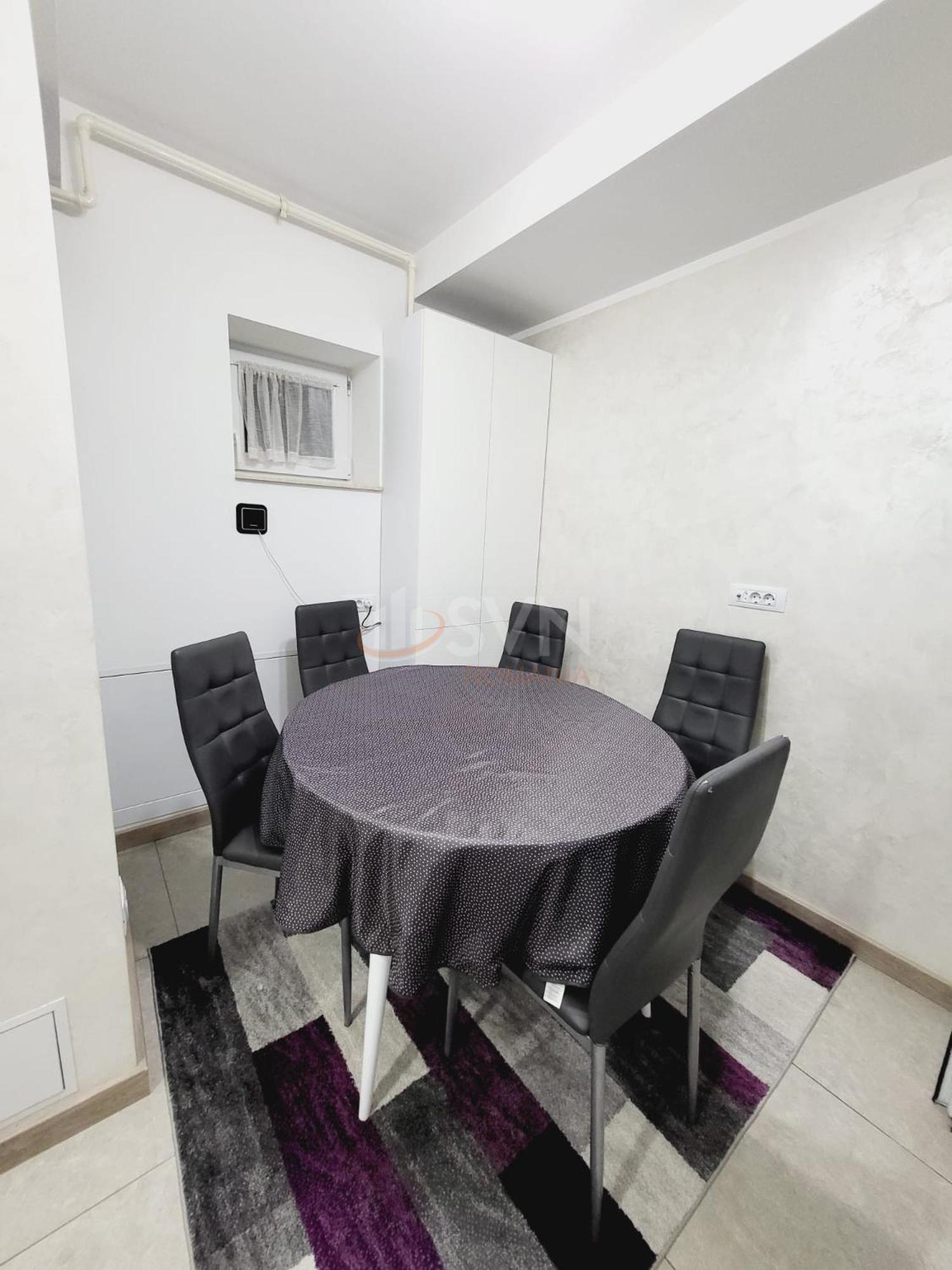 With 4 Rooms, Center Km Zero Bucharest, 4 Rooms, Minimum 4 Nights