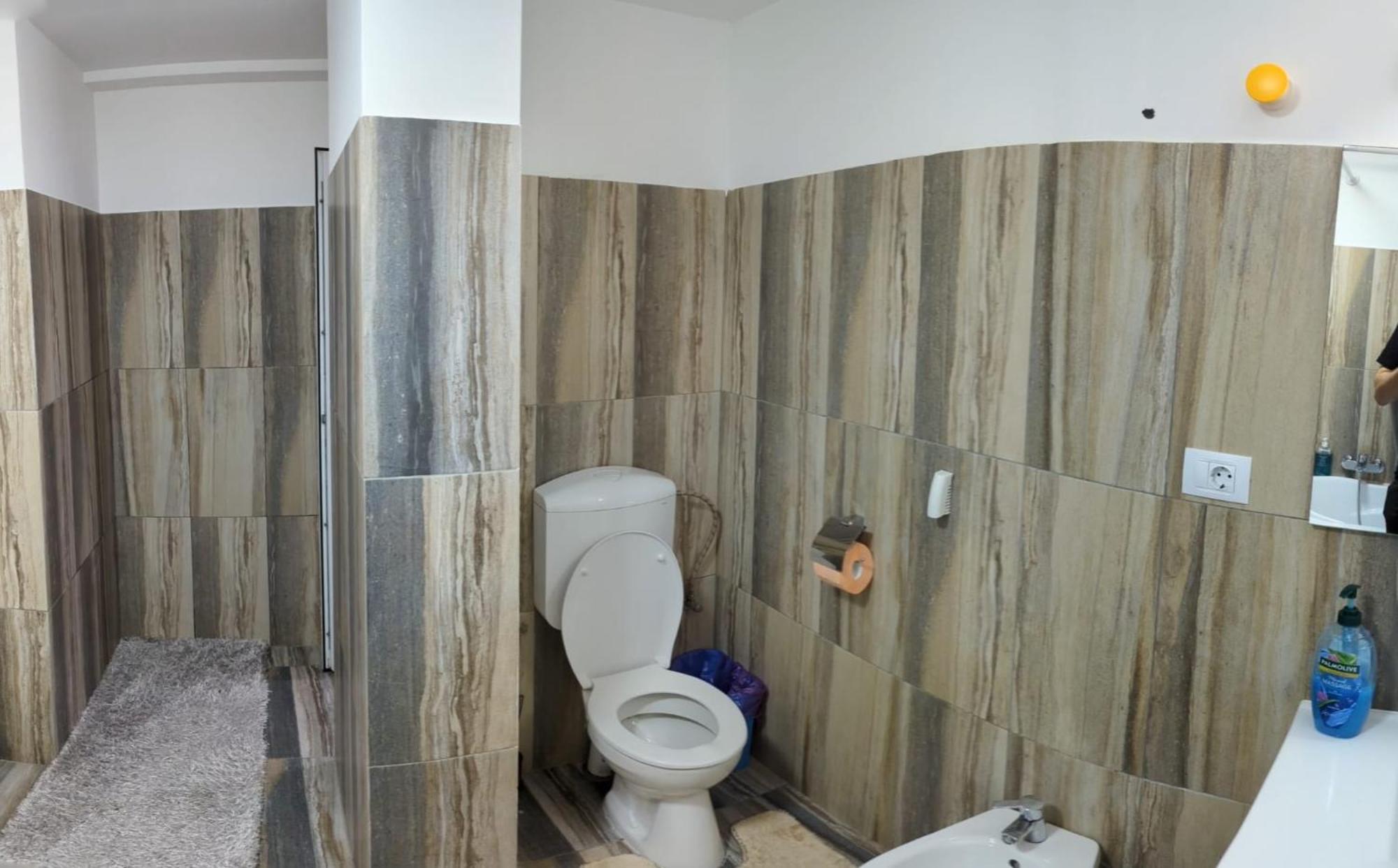With 4 Rooms, Center Km Zero Bucharest, 4 Rooms, Minimum 4 Nights * Bucharest