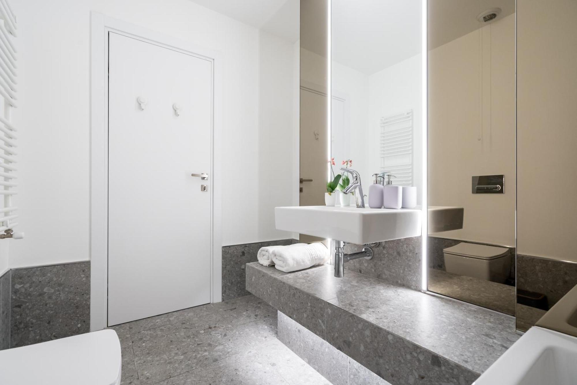 Luxury Near Promenada, 1br Bucharest