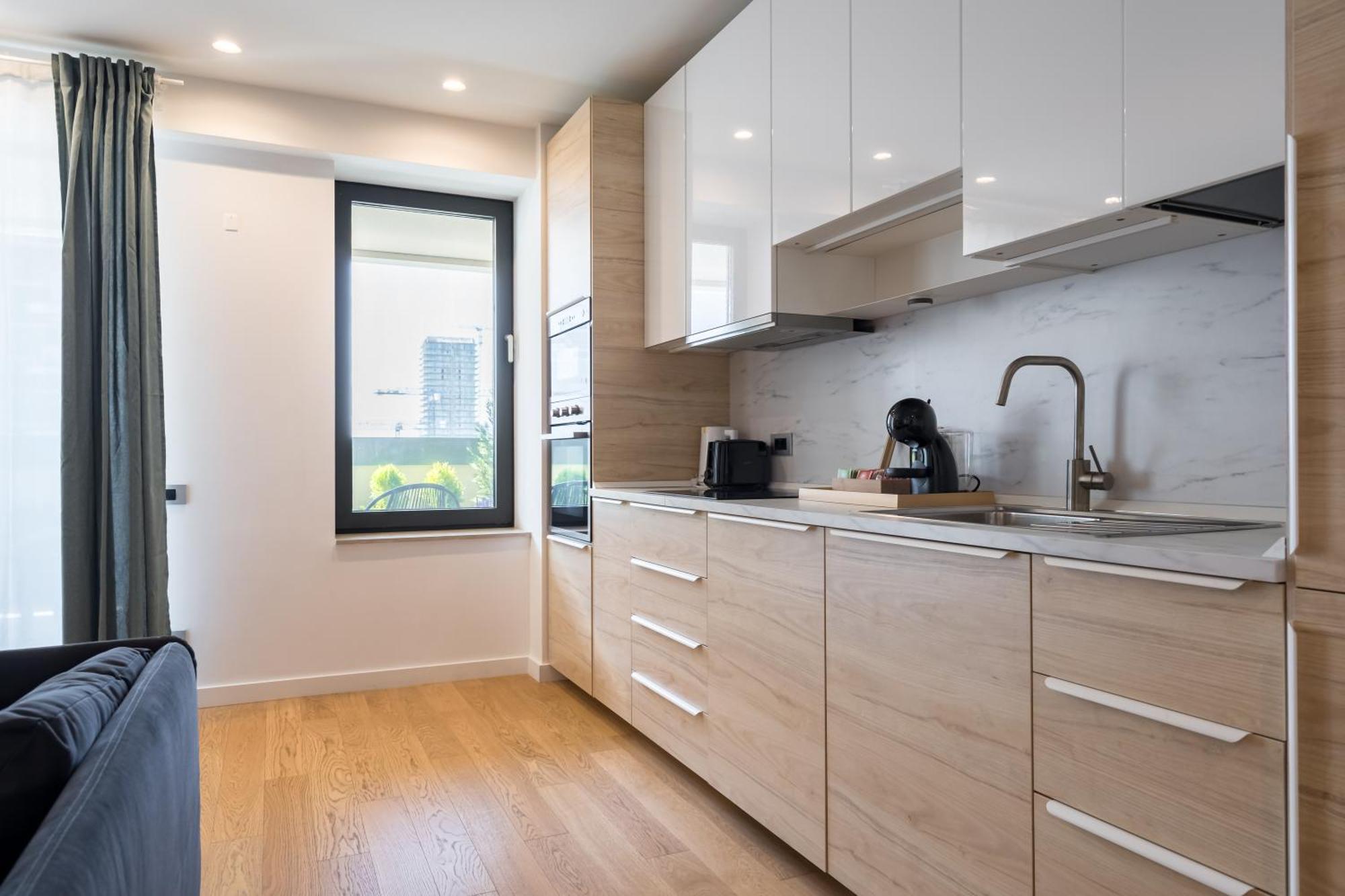 Luxury Near Promenada, 1br Apartment