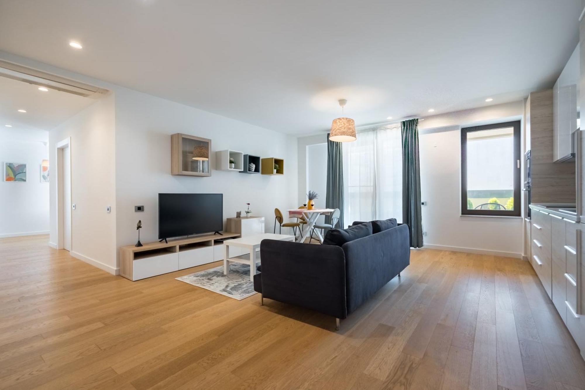 Luxury Near Promenada, 1br Bucharest