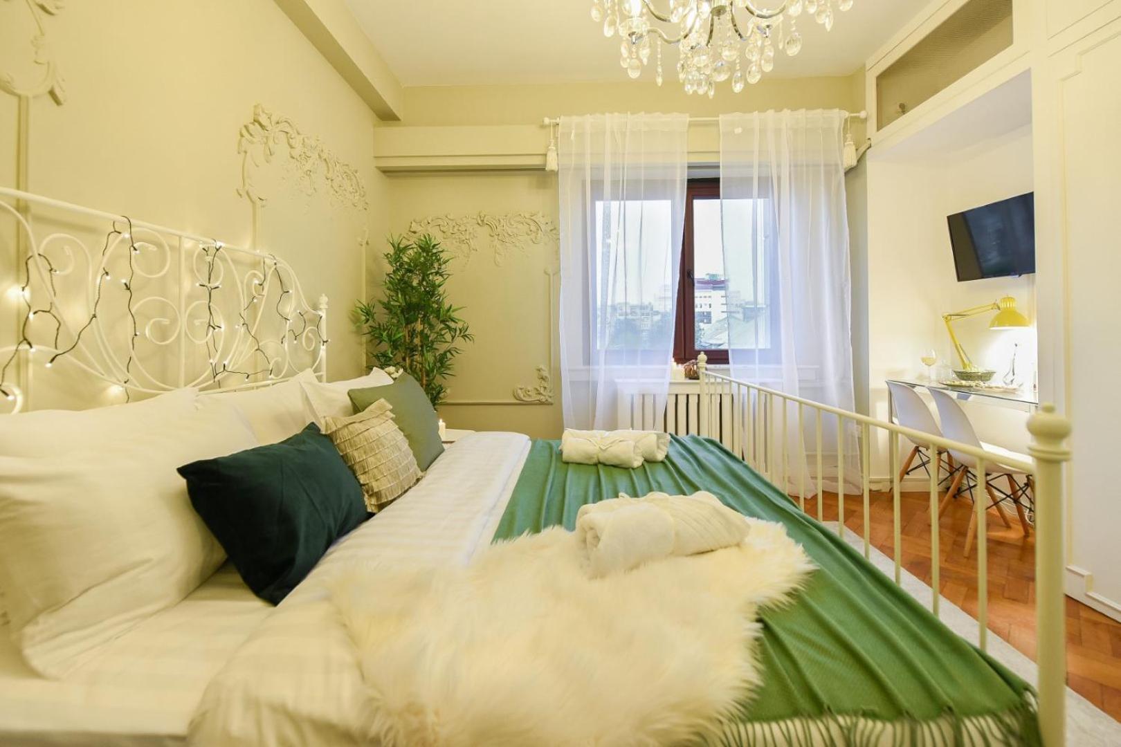 Cozy Overlooking The Old Town Bucharest