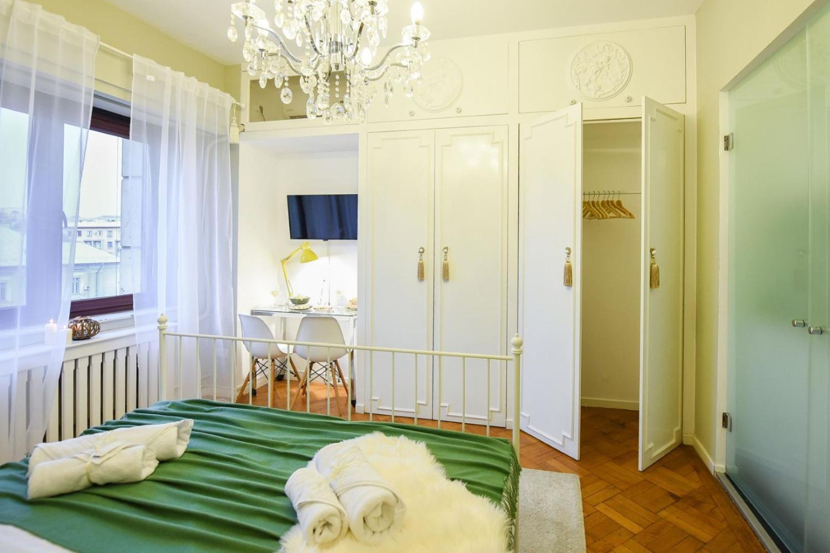 Apartment Cozy Overlooking The Old Town Bucharest