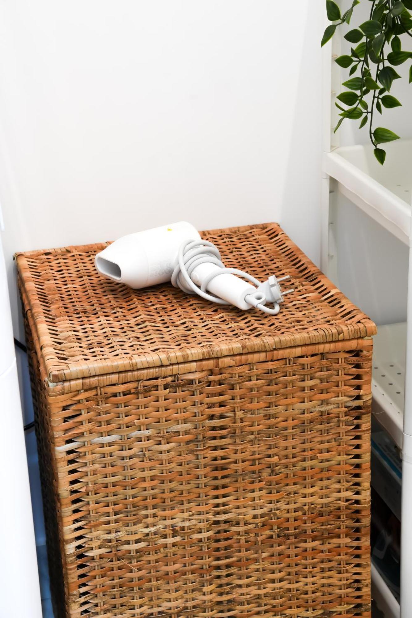 Sara - Stylish With Balcony Near Piata Obor Apartment *