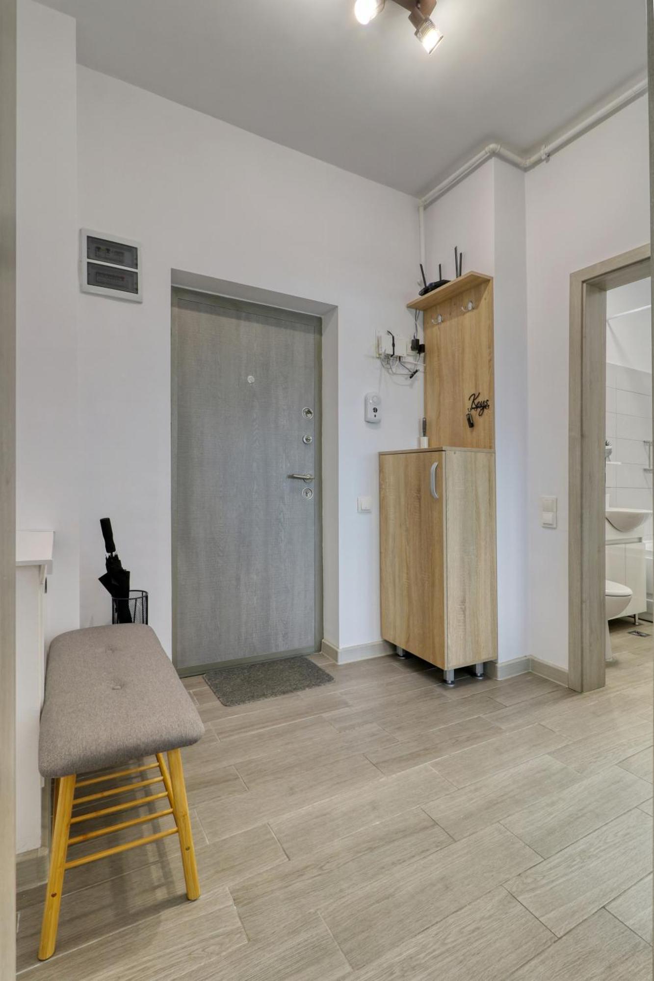 Homie Gray - Private Parking - Self Check-in * Bucharest