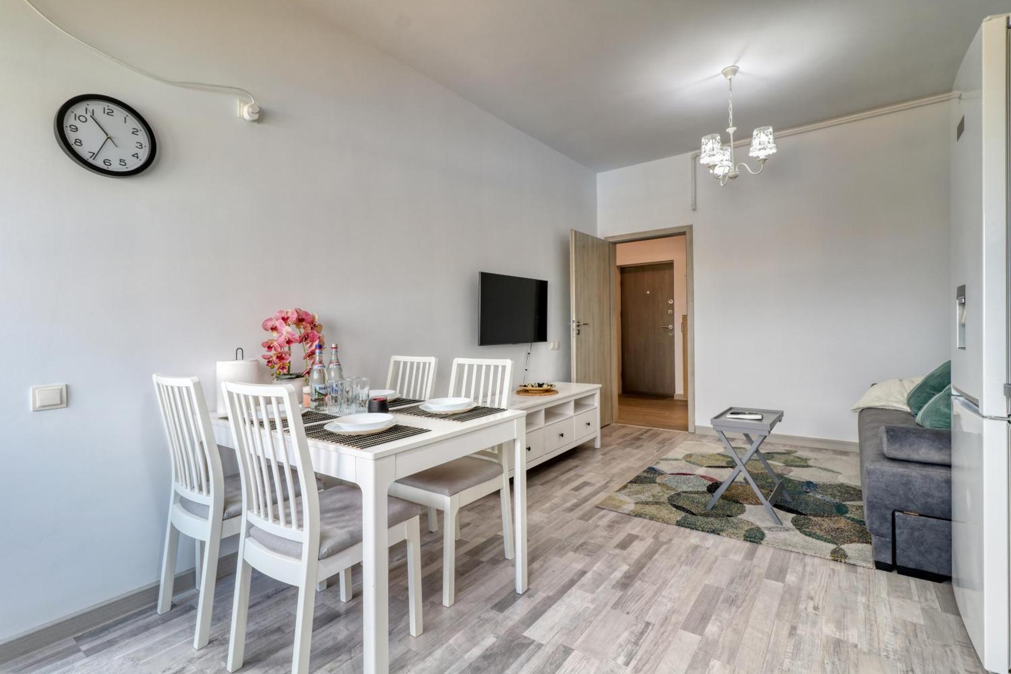 Homie Gray - Private Parking - Self Check-in Apartment *