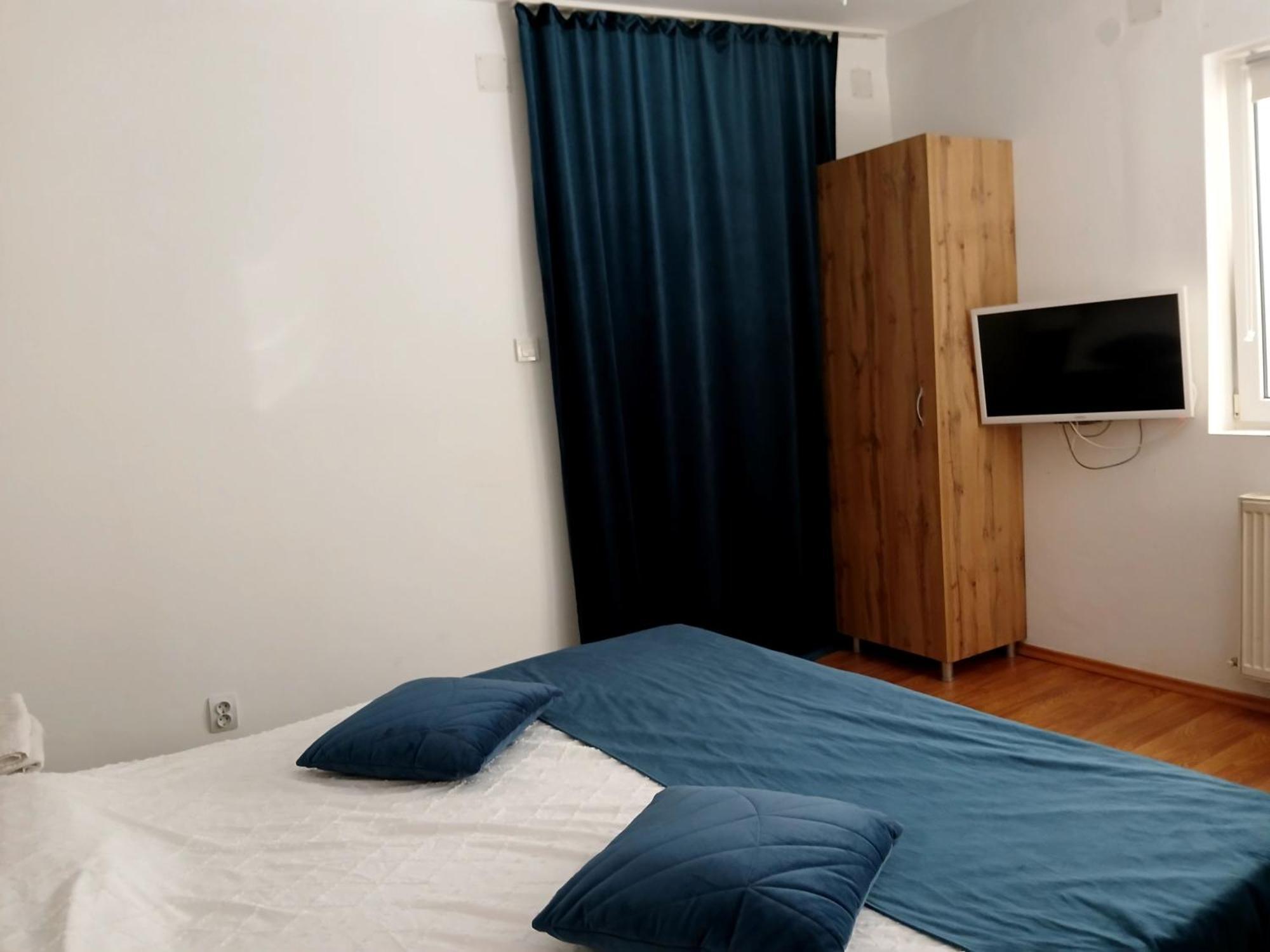 Homestay Center Walk Bucharest