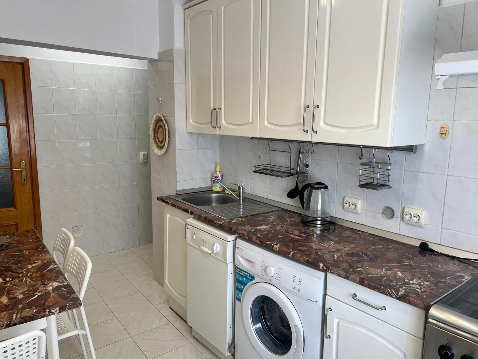 Lazynest - 2br Near Piata Alba Iulia Bucharest