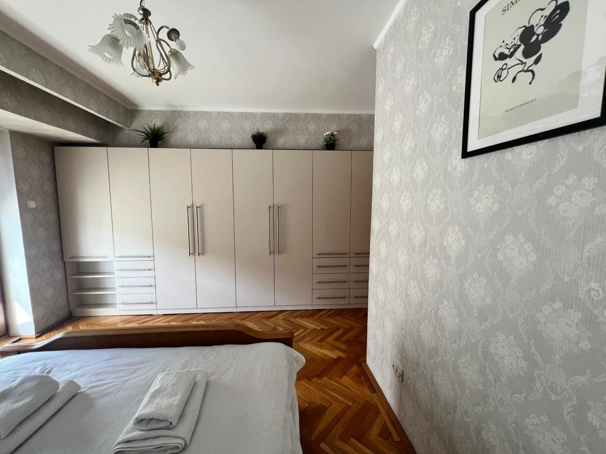 Apartment Lazynest - 2br Near Piata Alba Iulia