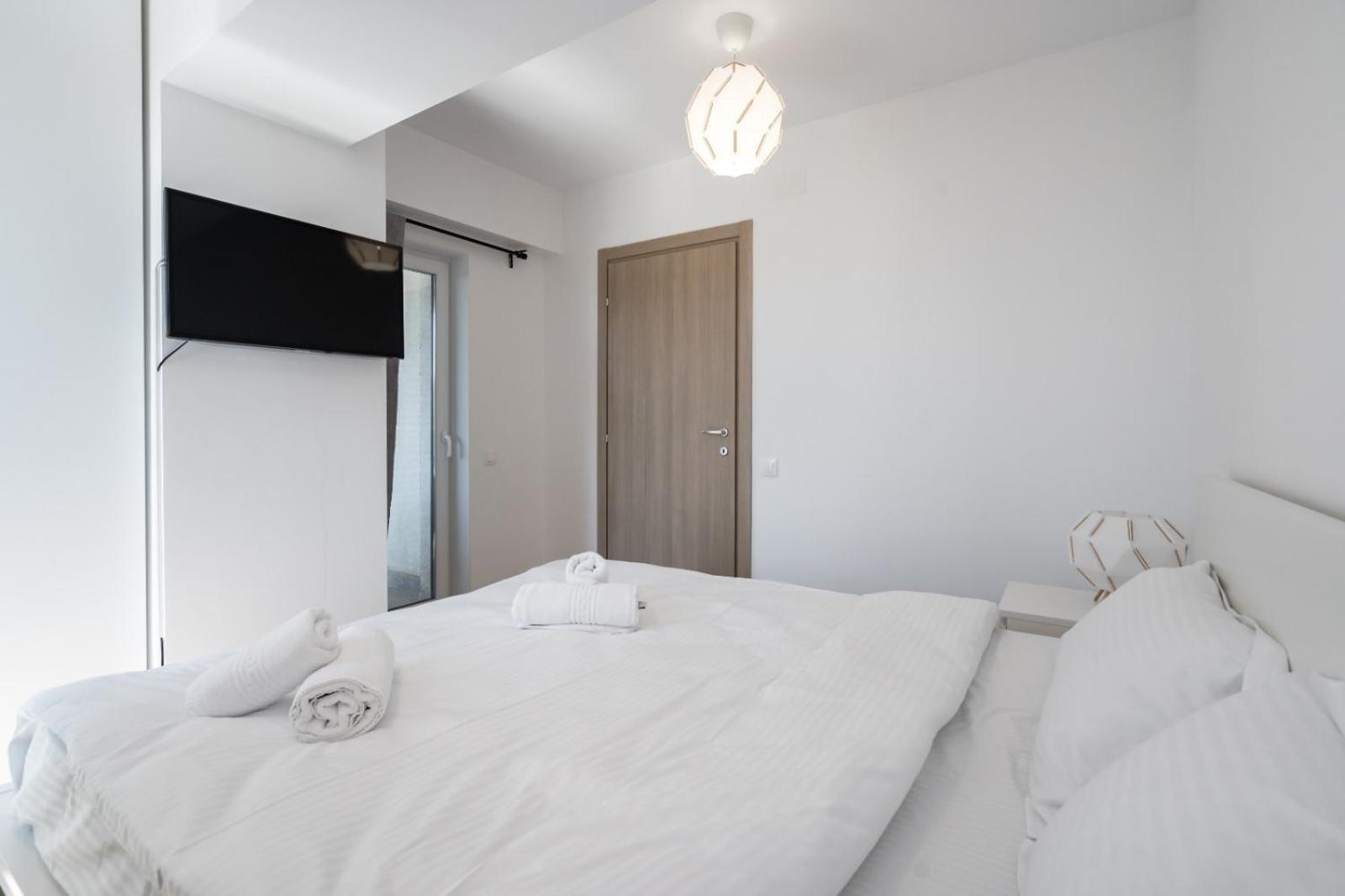 A Away - Politehnica Park Apartament Bucureşti