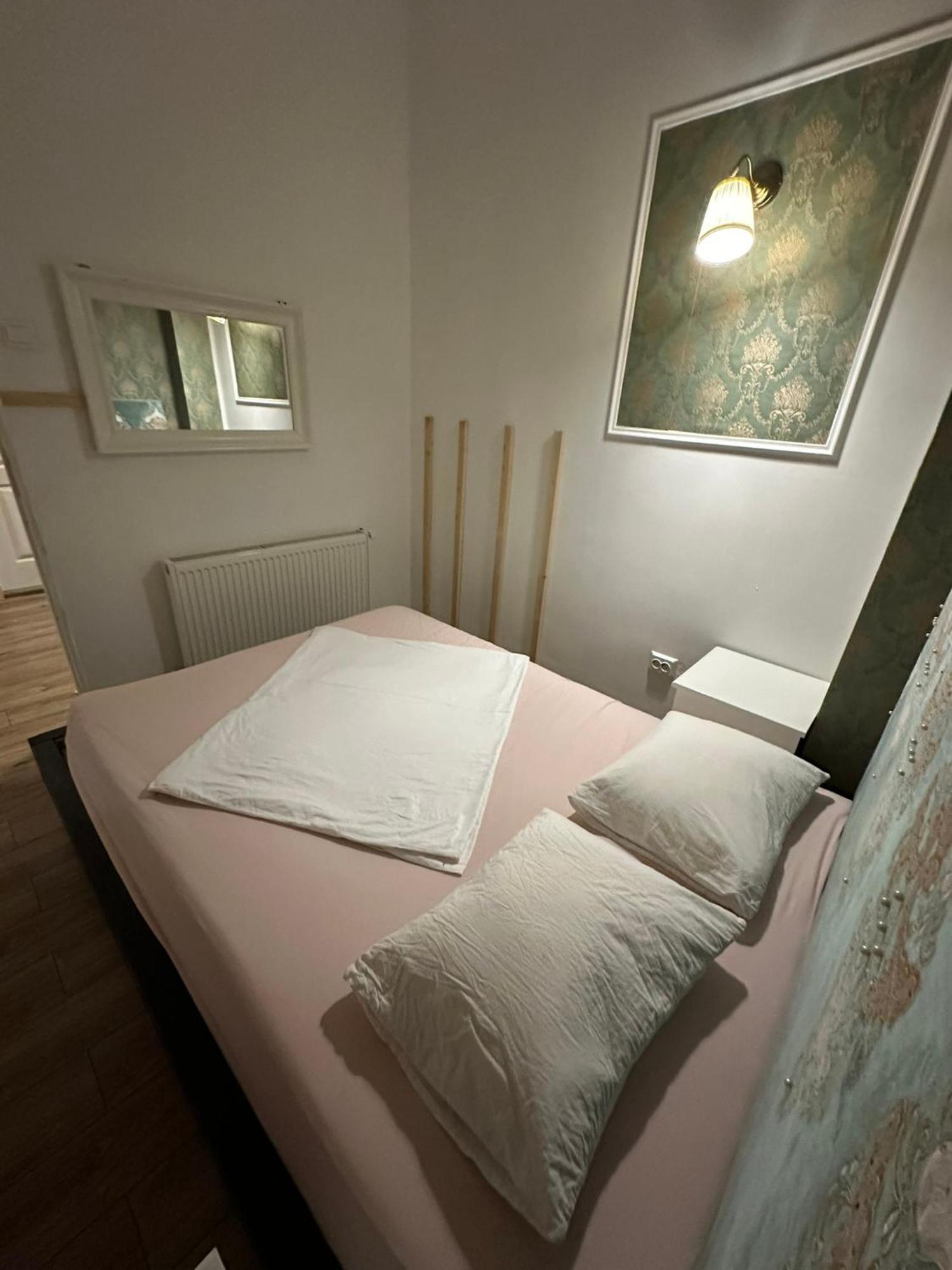 Fancy Old Town Apartment *