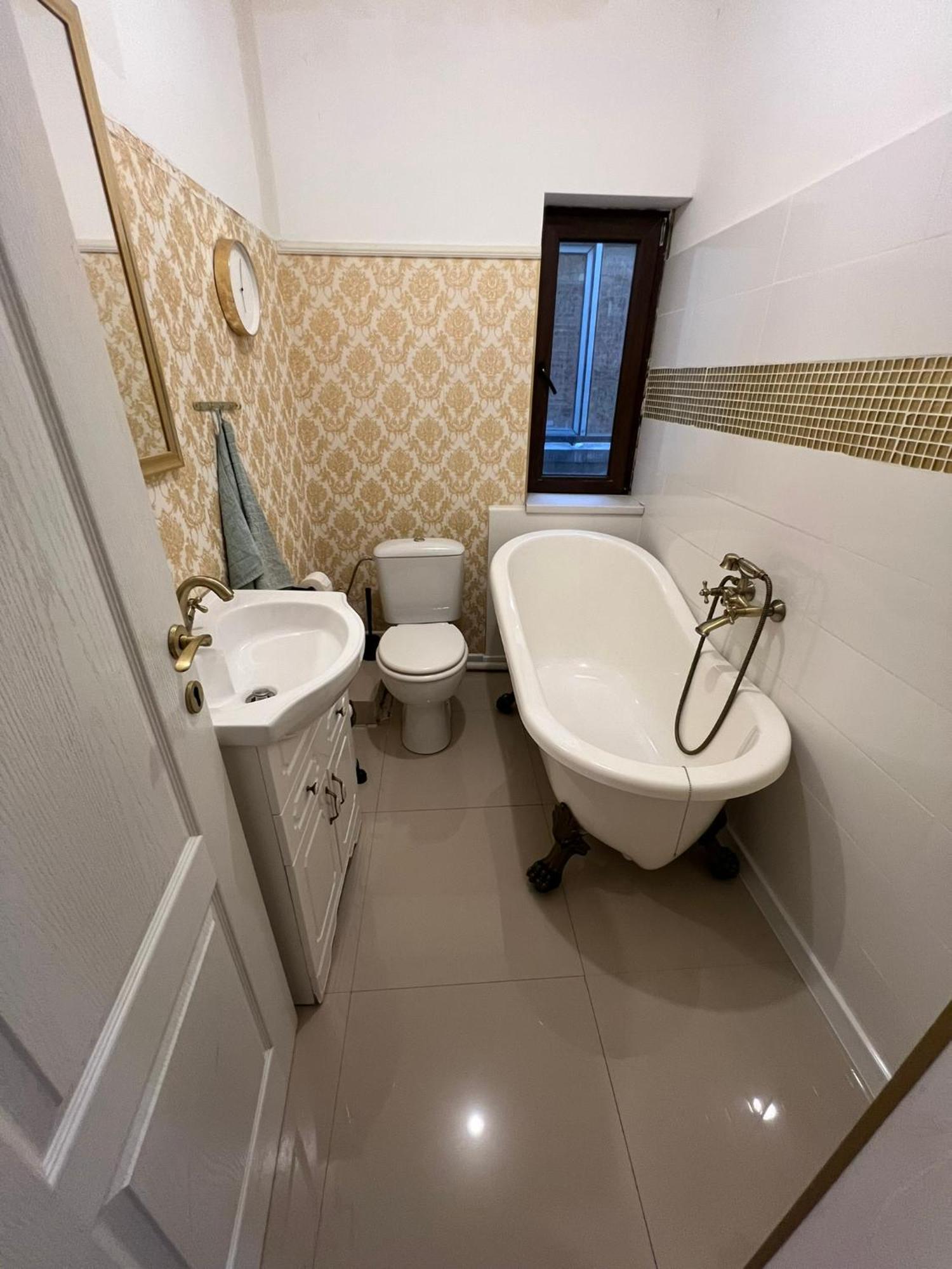Fancy Old Town Apartment